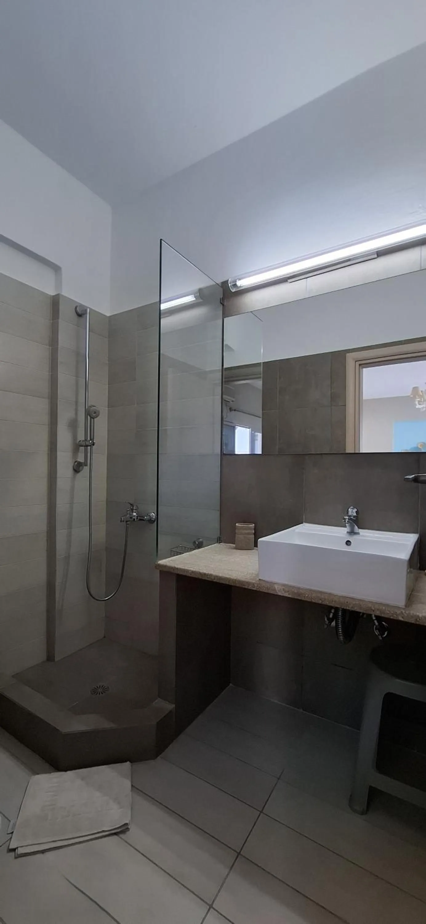 Shower in Pelagia Beach Studios