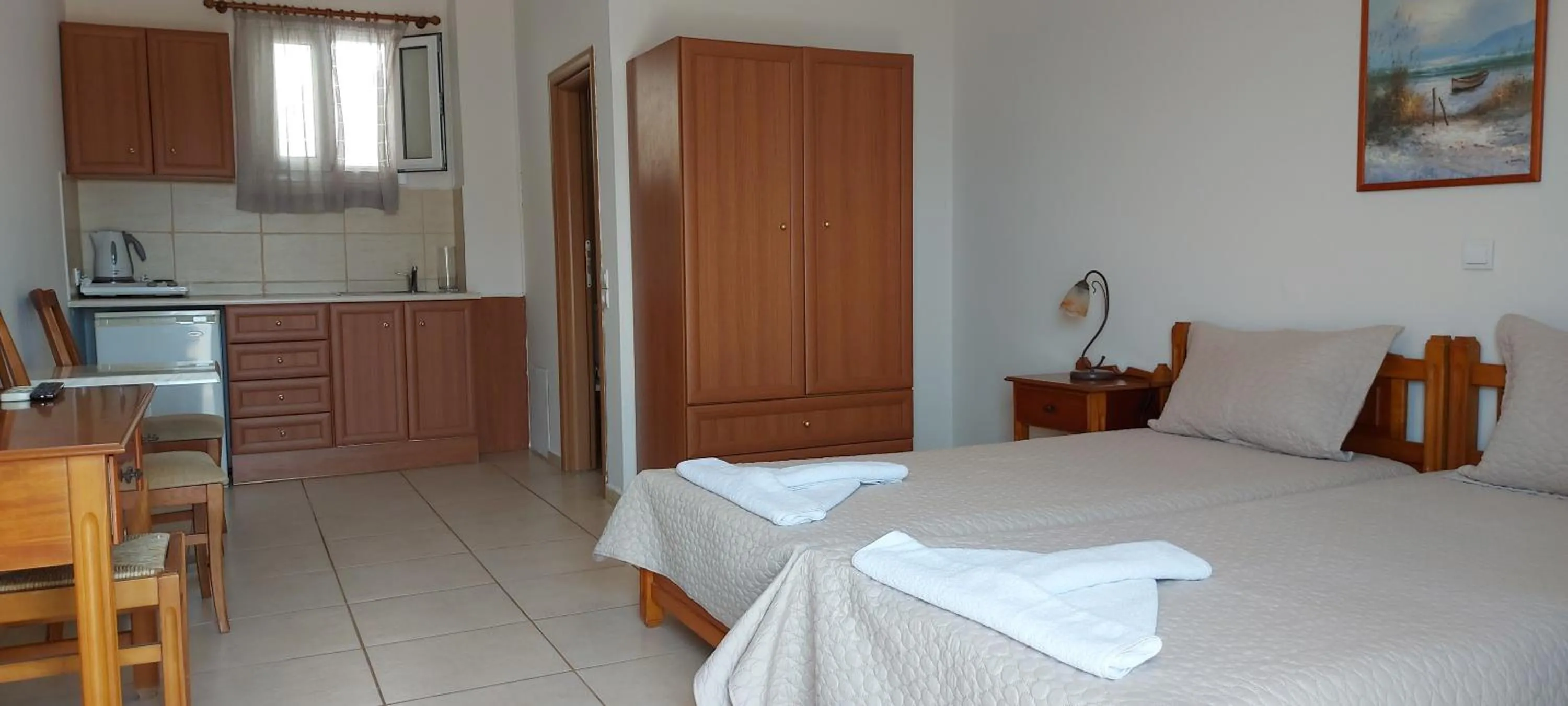 Bed in Pelagia Beach Studios