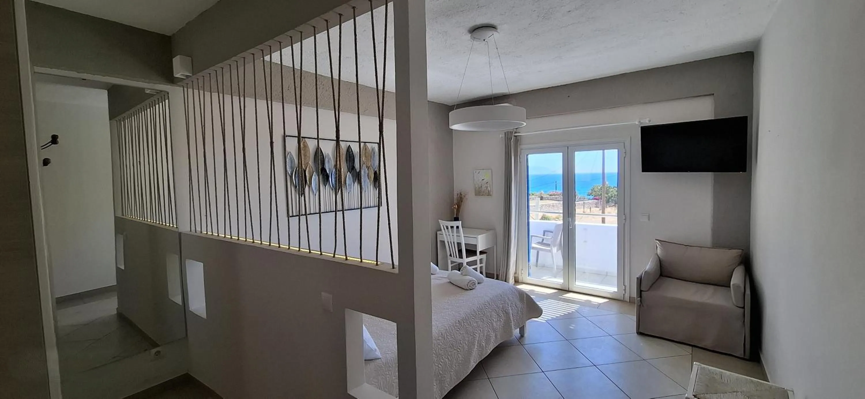 Bed in Pelagia Beach Studios