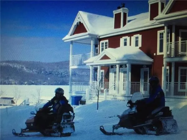 Winter in Condo Lac Archambault 295