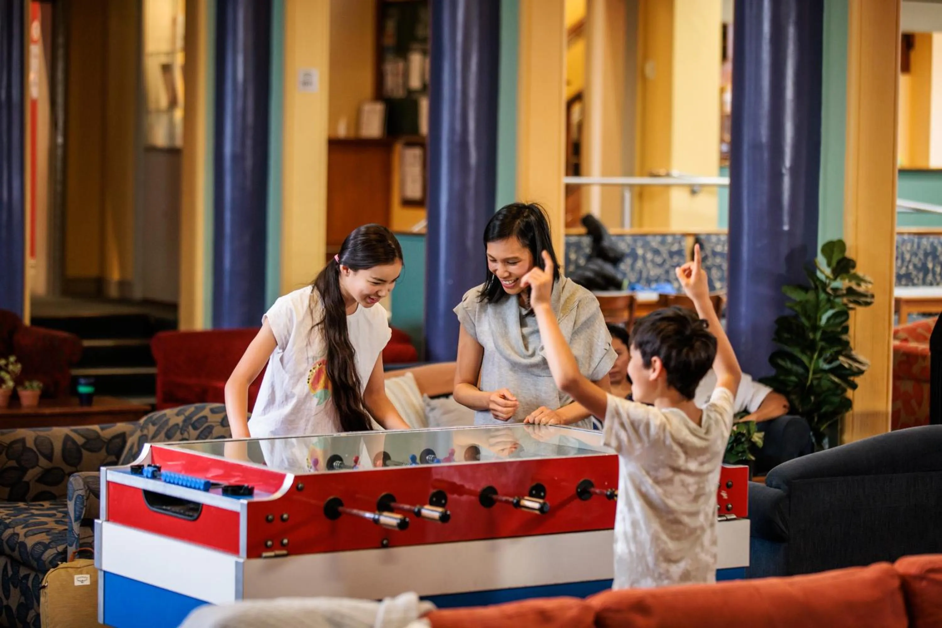 Entertainment in YHA Blue Mountains Katoomba