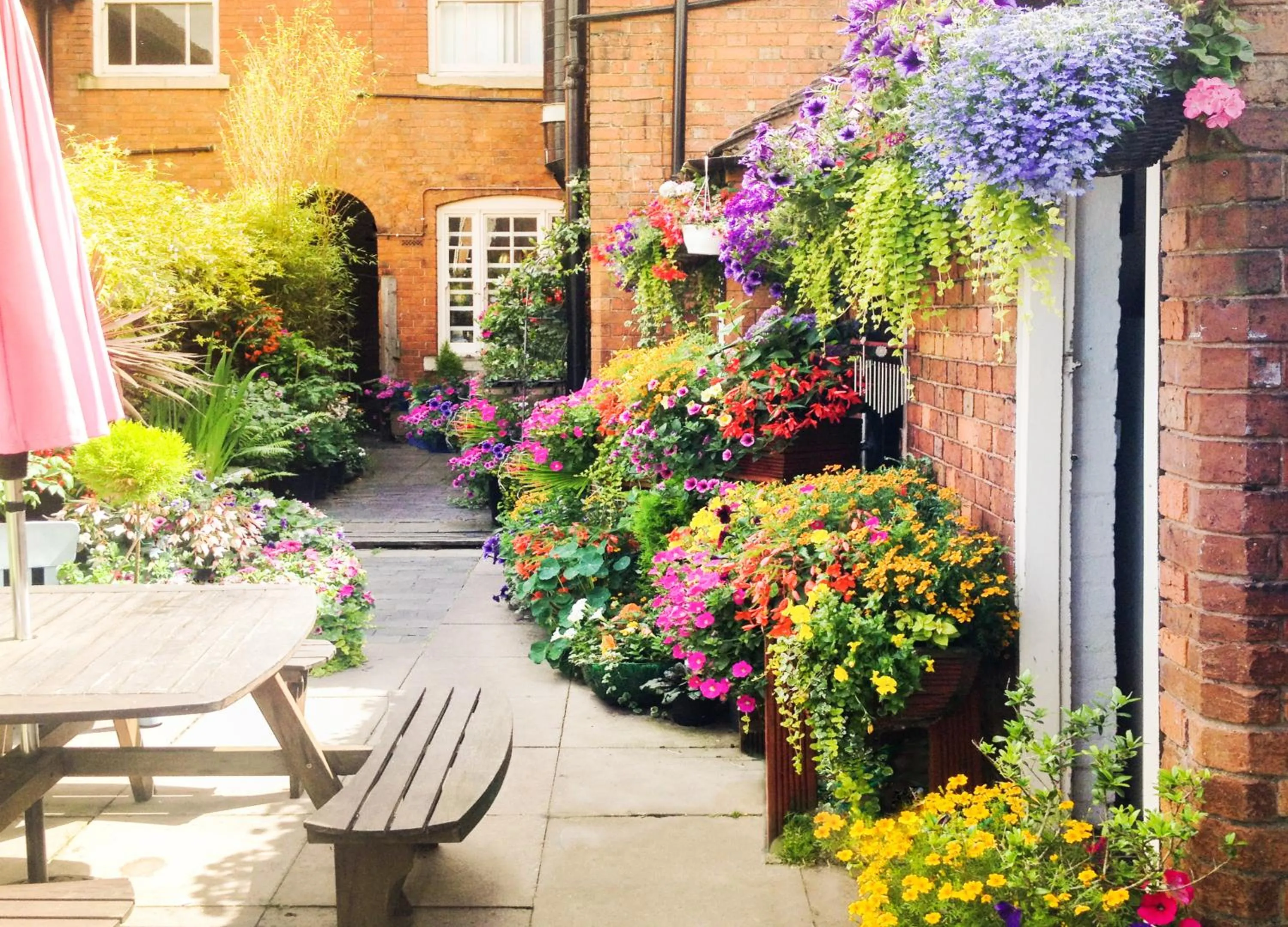 Bournville House & Cafe