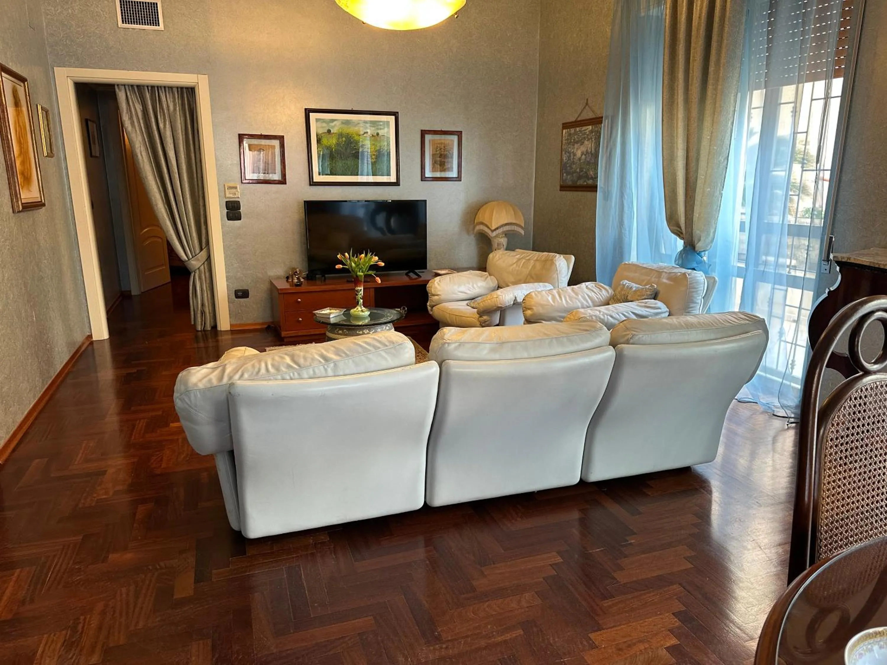 Apartment - single occupancy in Mamma Mary Apartment