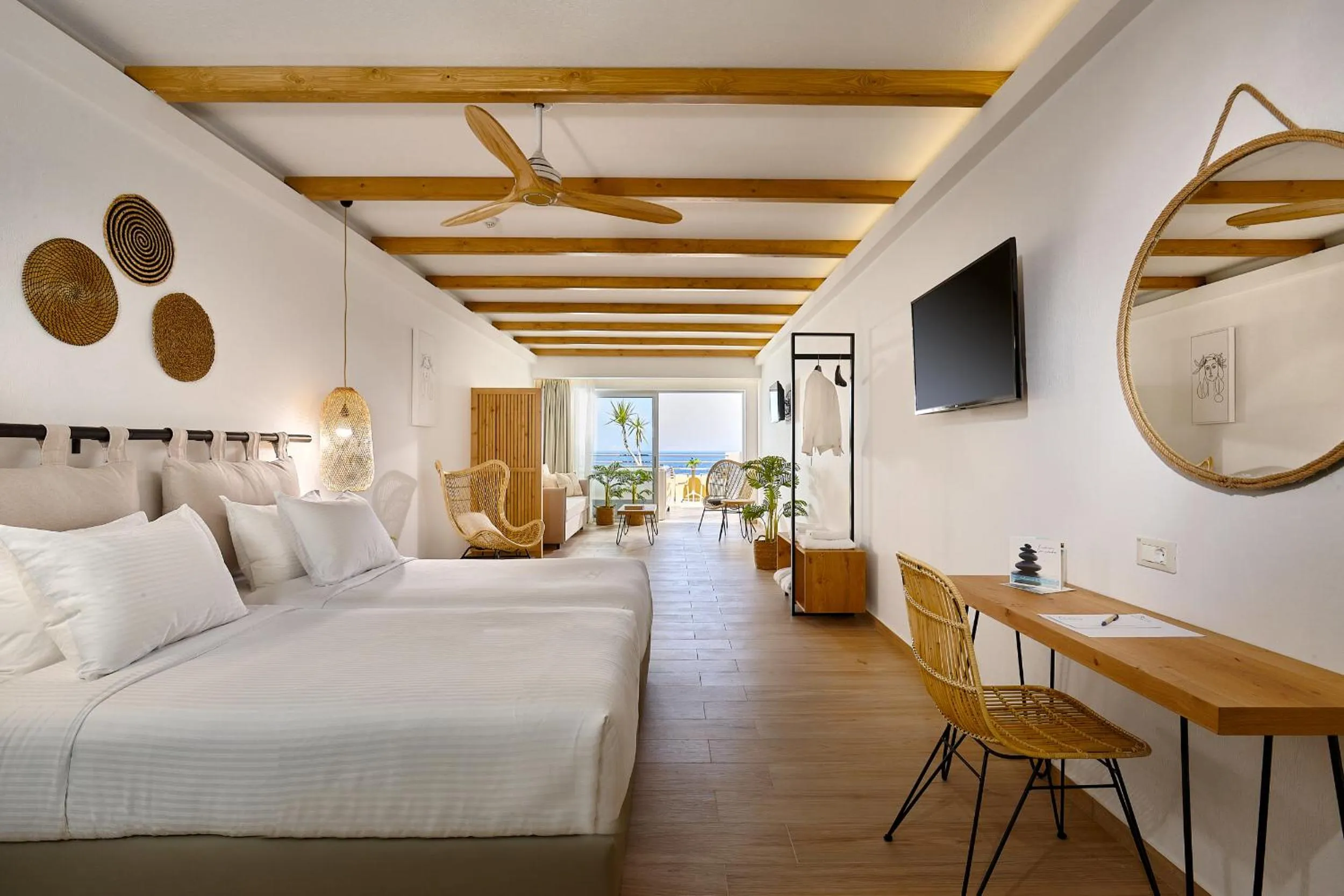 Photo of the whole room, Bed in Blue Marine Resort and Spa Hotel