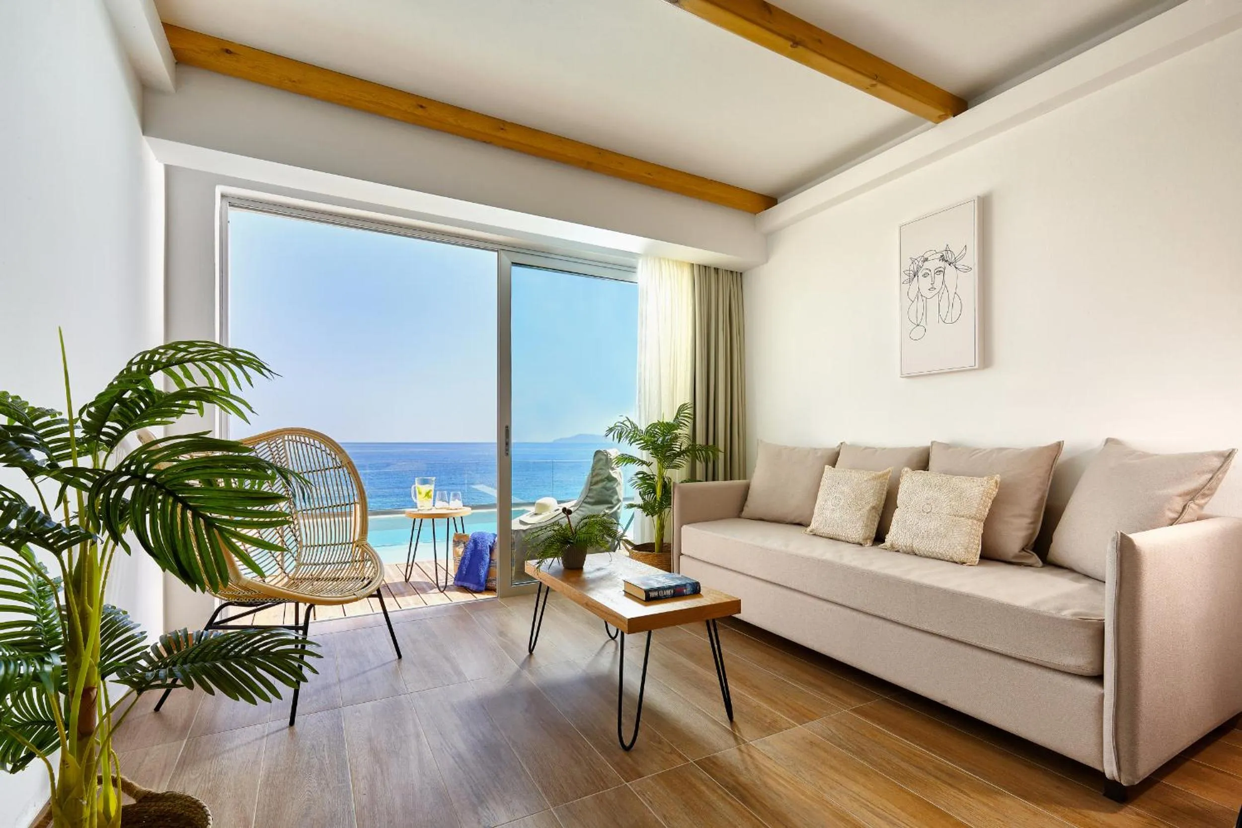 Living room in Blue Marine Resort and Spa Hotel