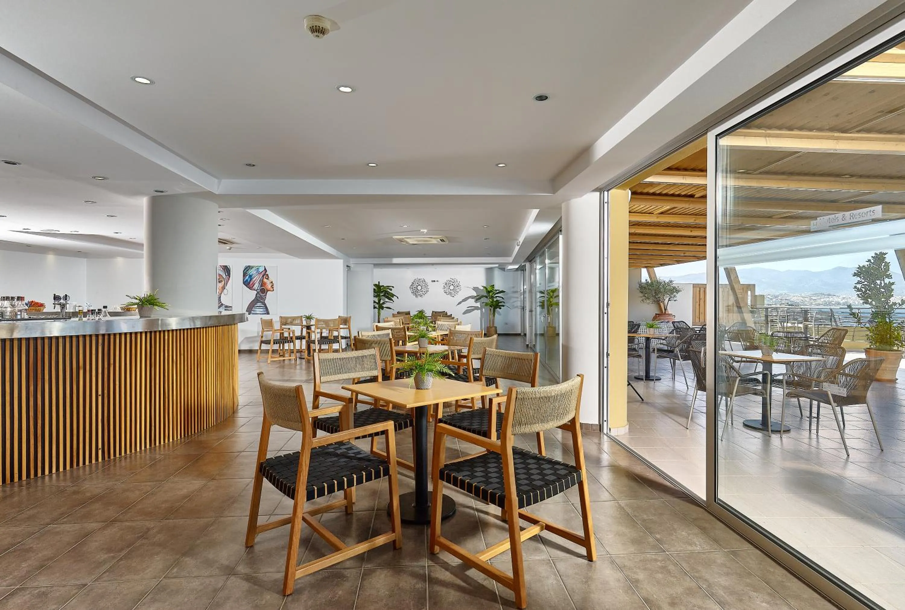 Lounge or bar in Blue Marine Resort and Spa Hotel