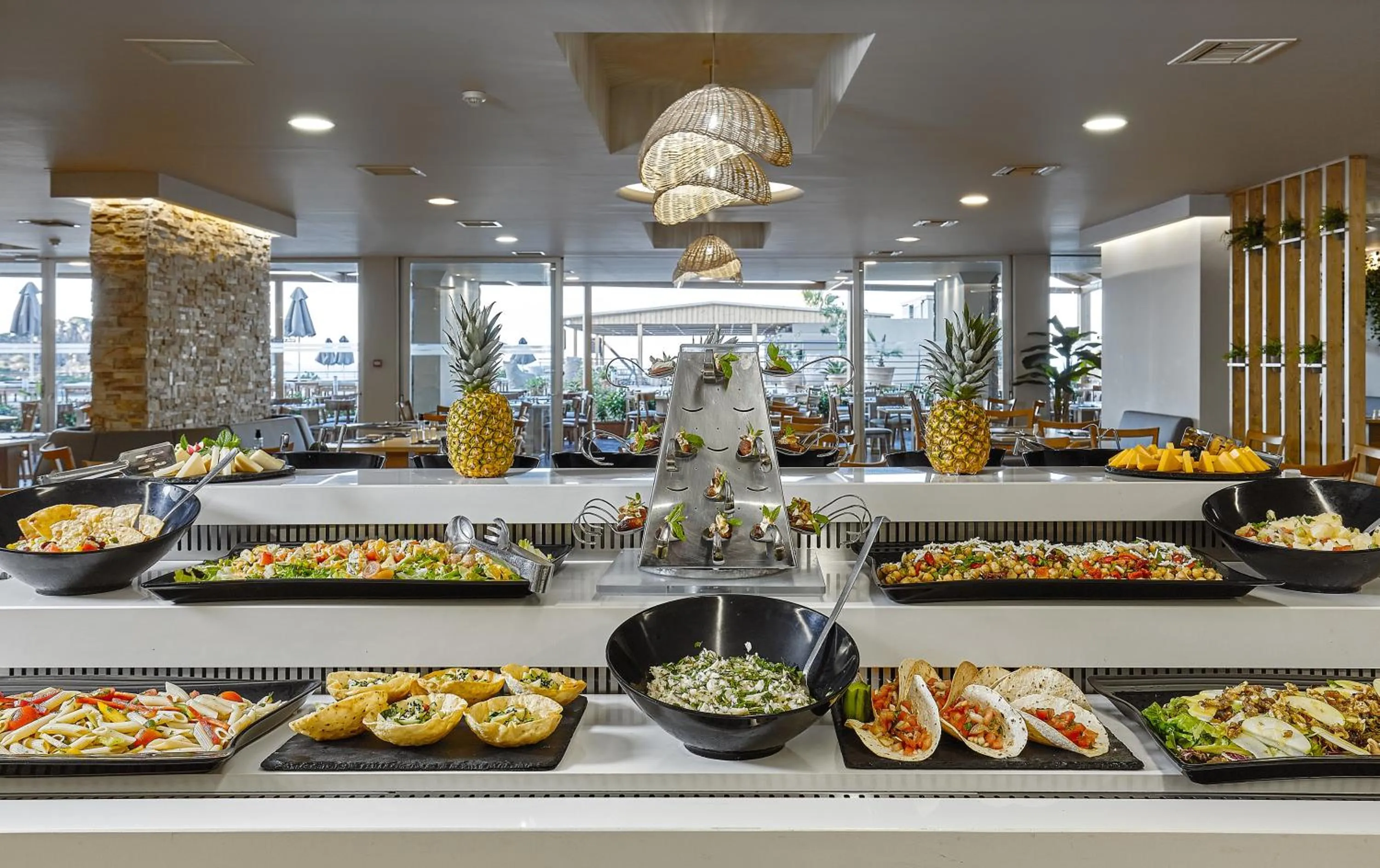 Restaurant/places to eat in Blue Marine Resort and Spa Hotel