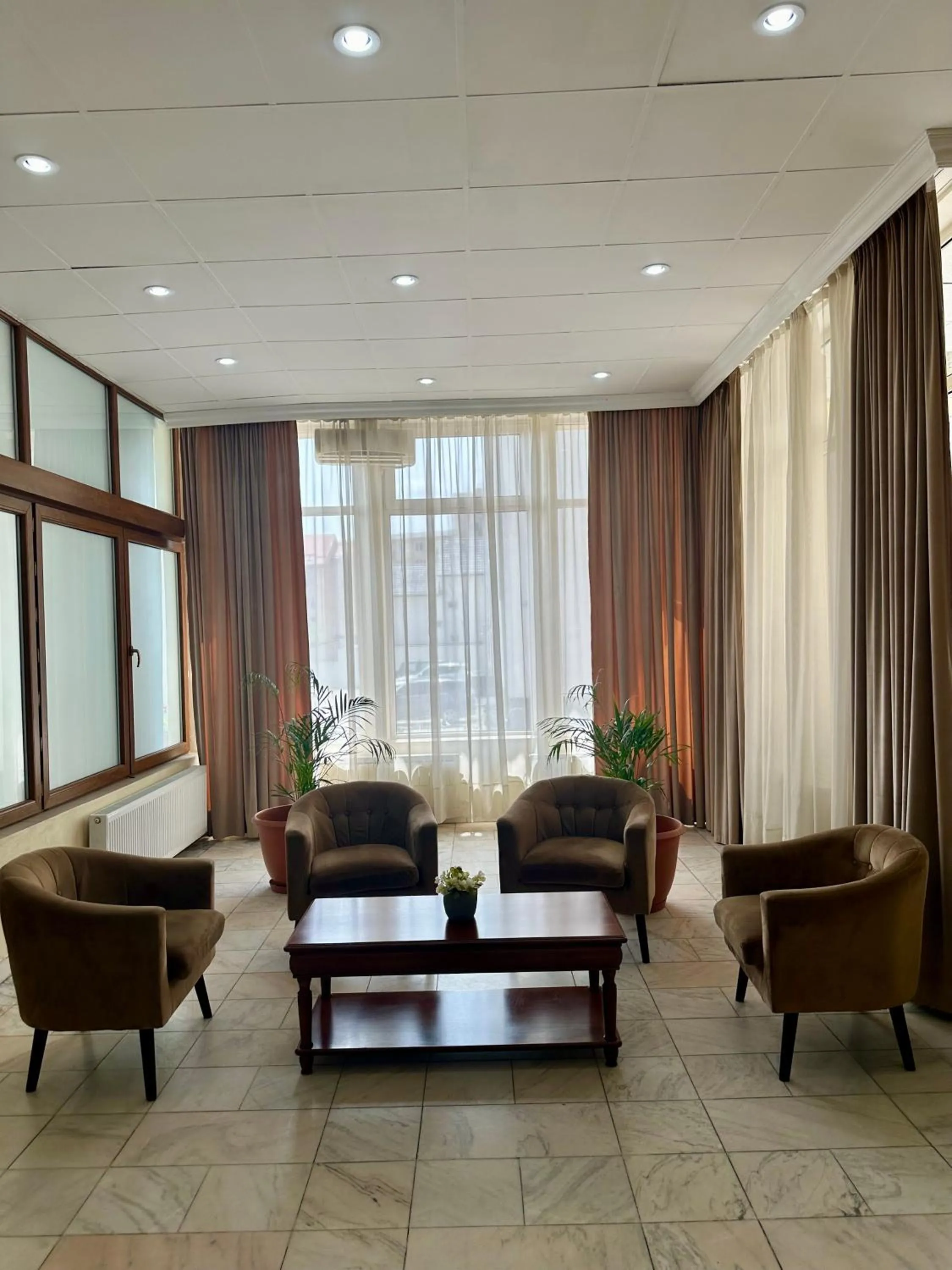 Hotel Diana