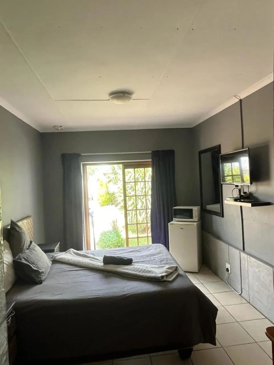 Bed in Balfour Lodge