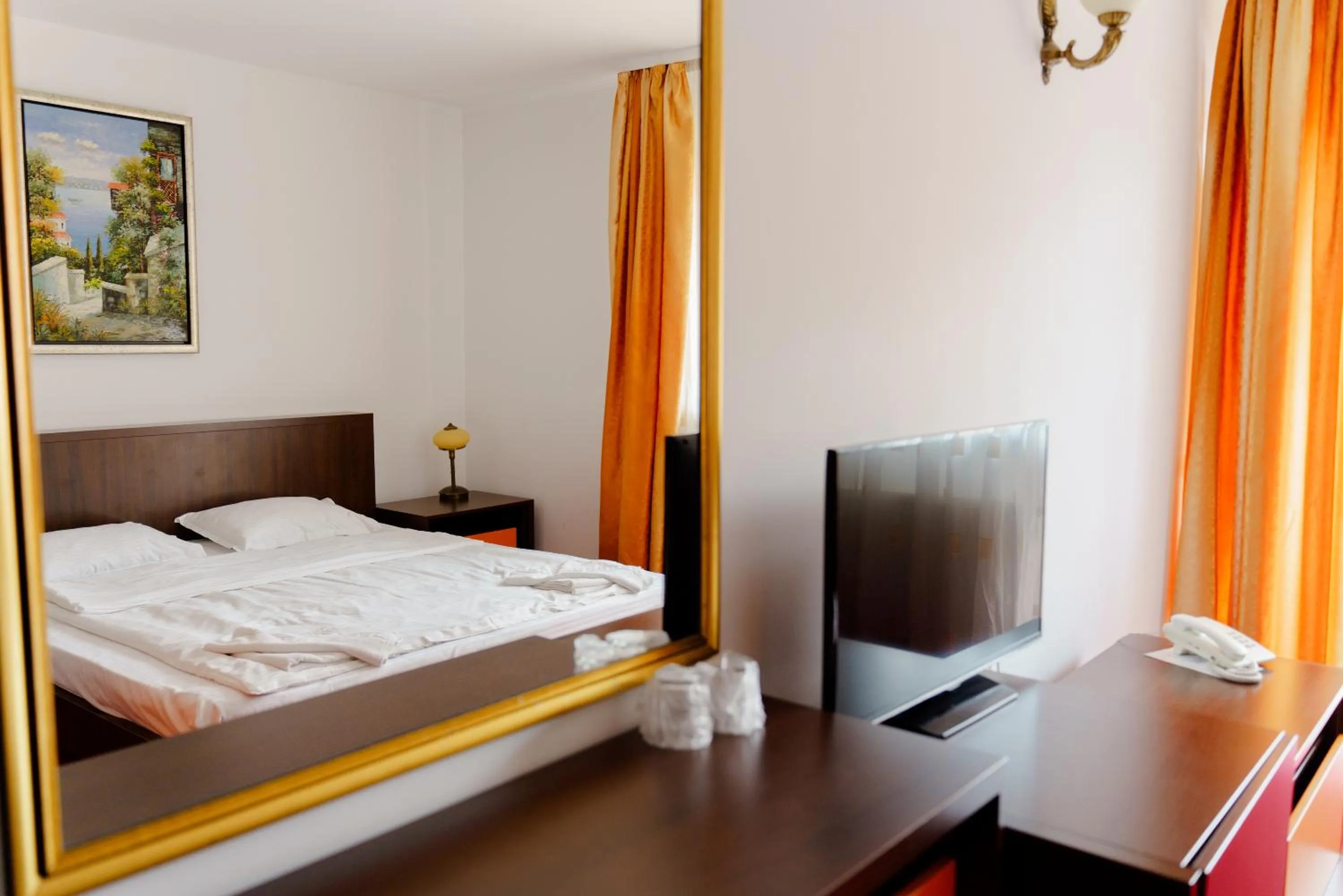 Bed in Complex Turistic Max International