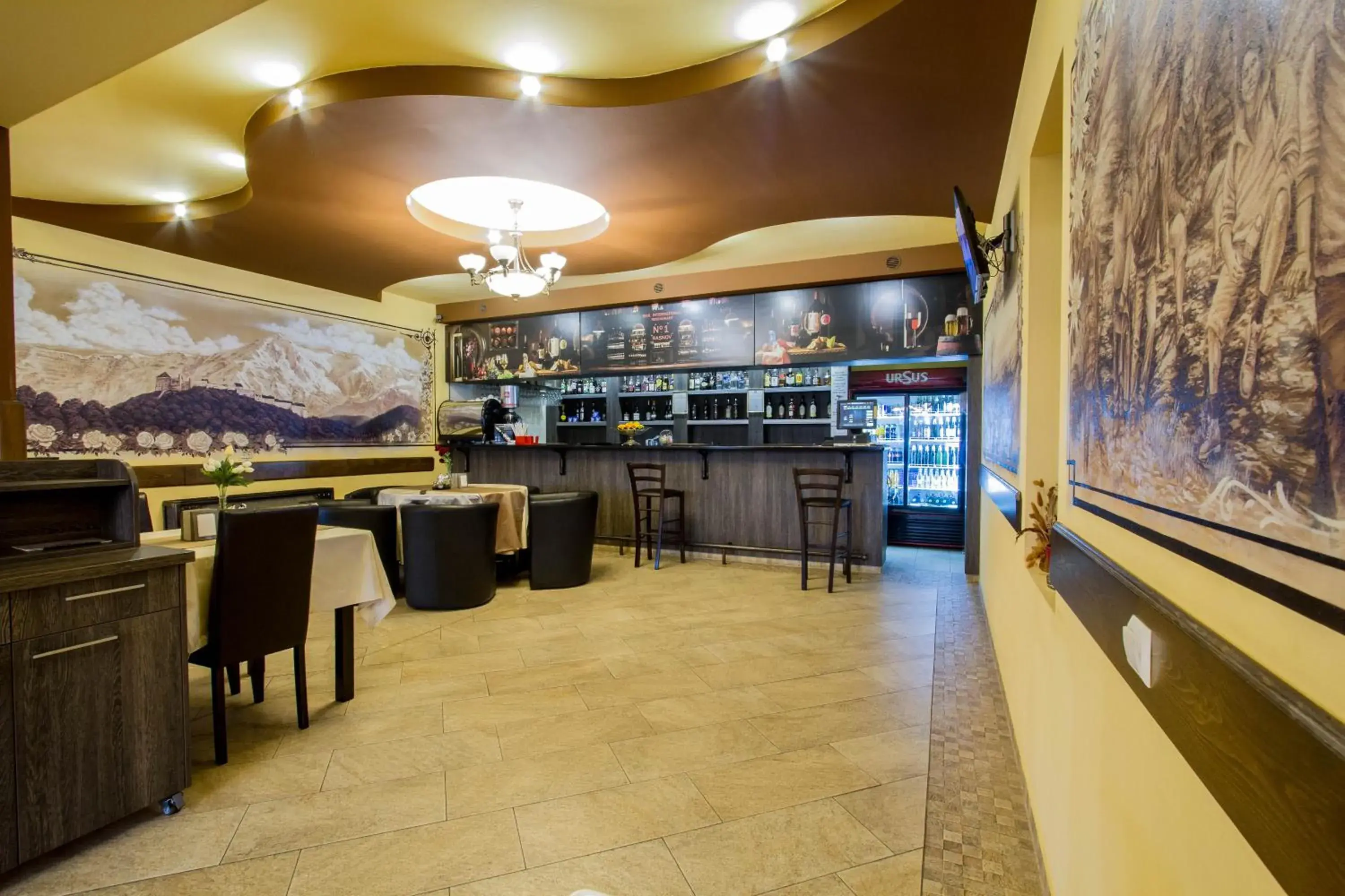 Restaurant/places to eat in Complex Turistic Max International Restaurant/places to eat in Complex Turistic Max International