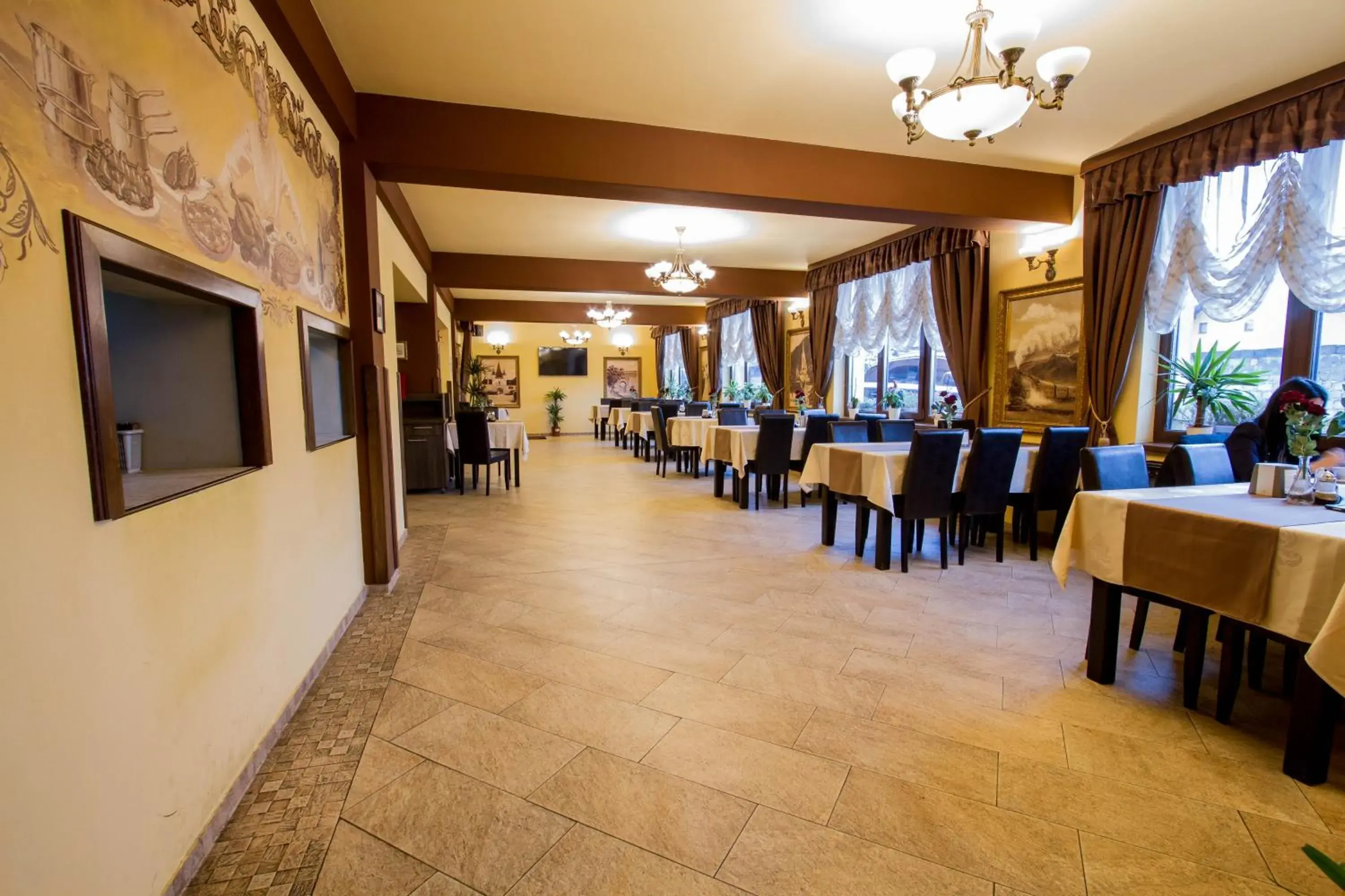 Restaurant/places to eat in Complex Turistic Max International Restaurant/places to eat in Complex Turistic Max International