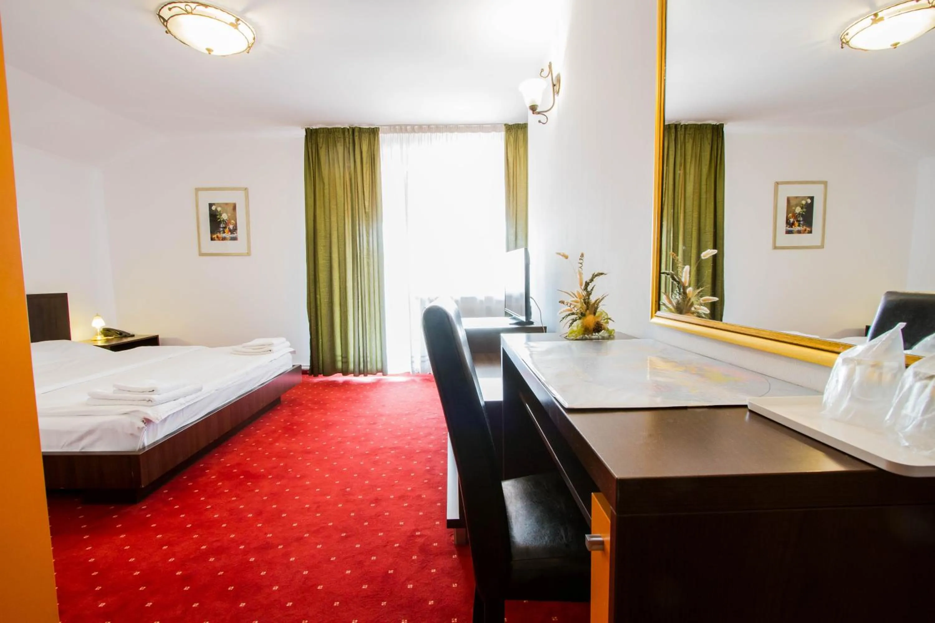 Bed in Complex Turistic Max International