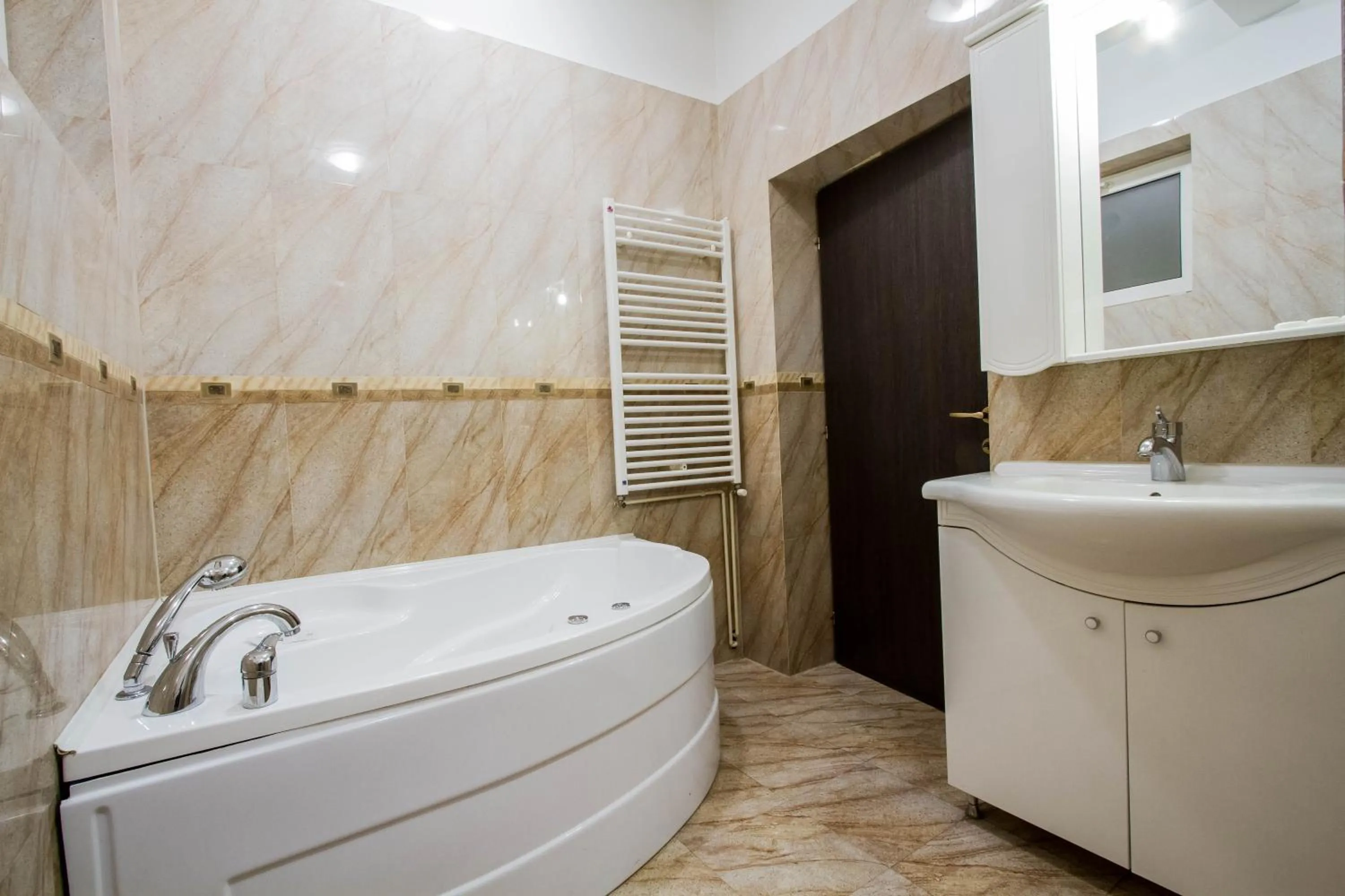 Shower in Complex Turistic Max International