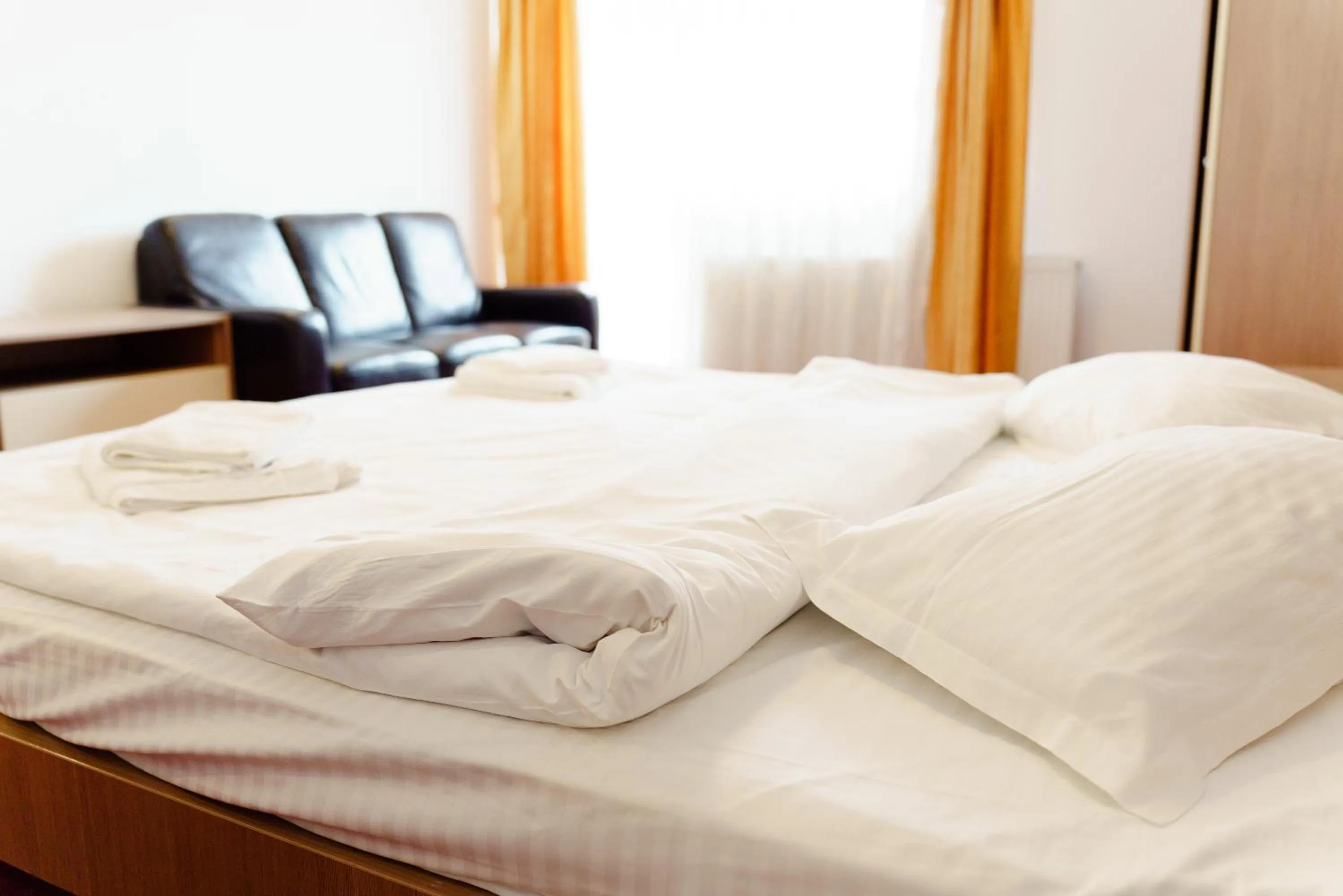 Bed in Complex Turistic Max International