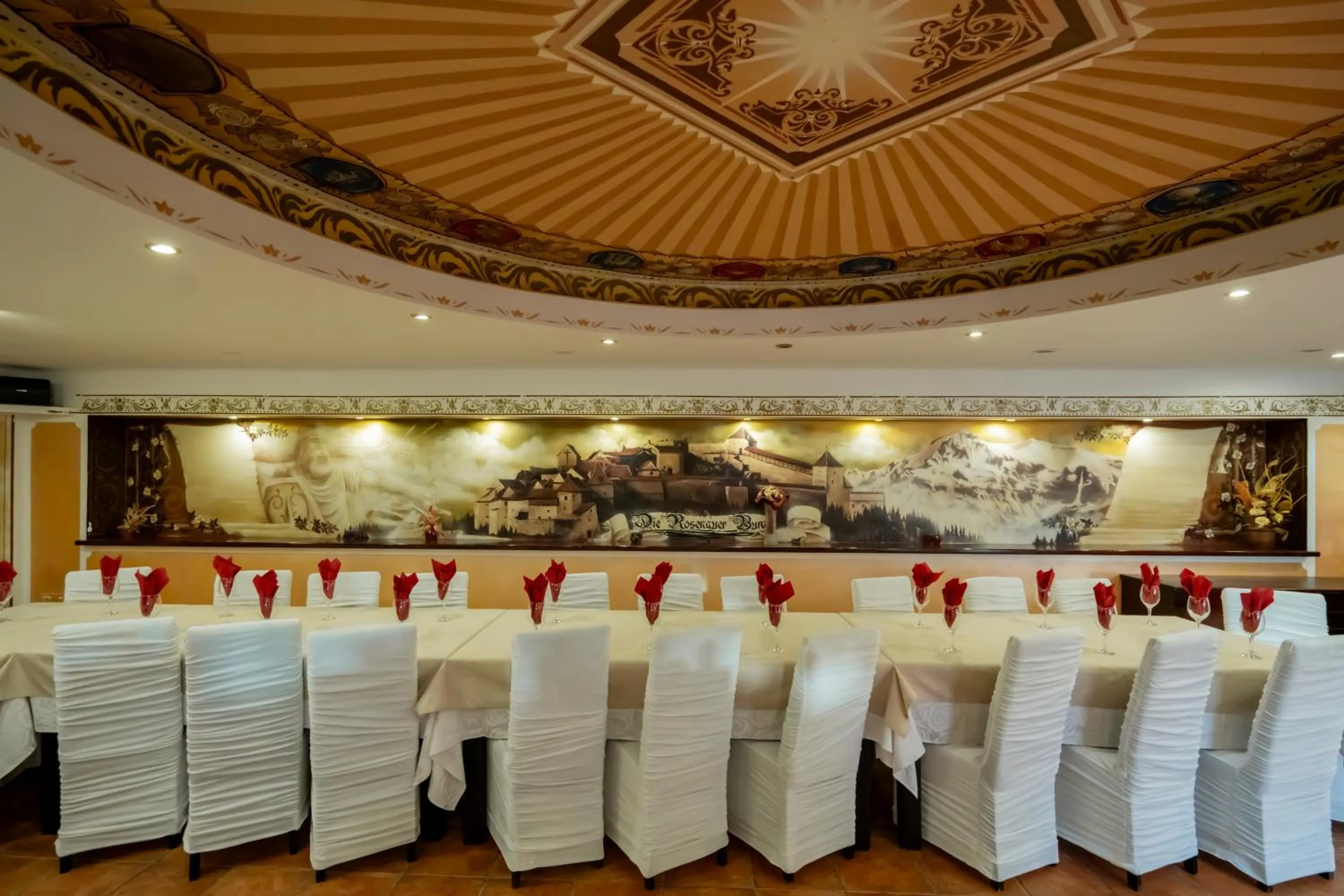 Restaurant/places to eat in Complex Turistic Max International