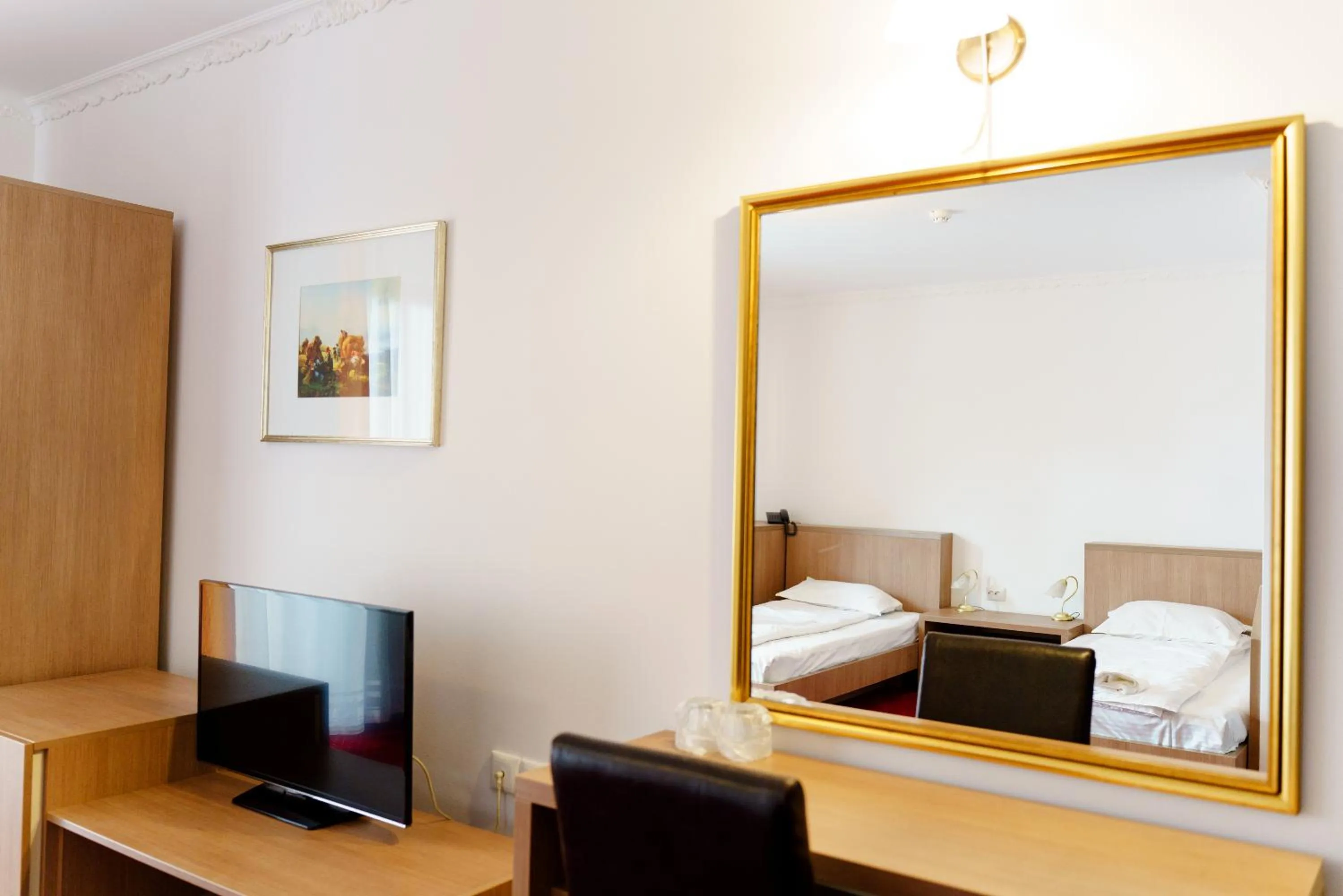 TV and multimedia in Complex Turistic Max International