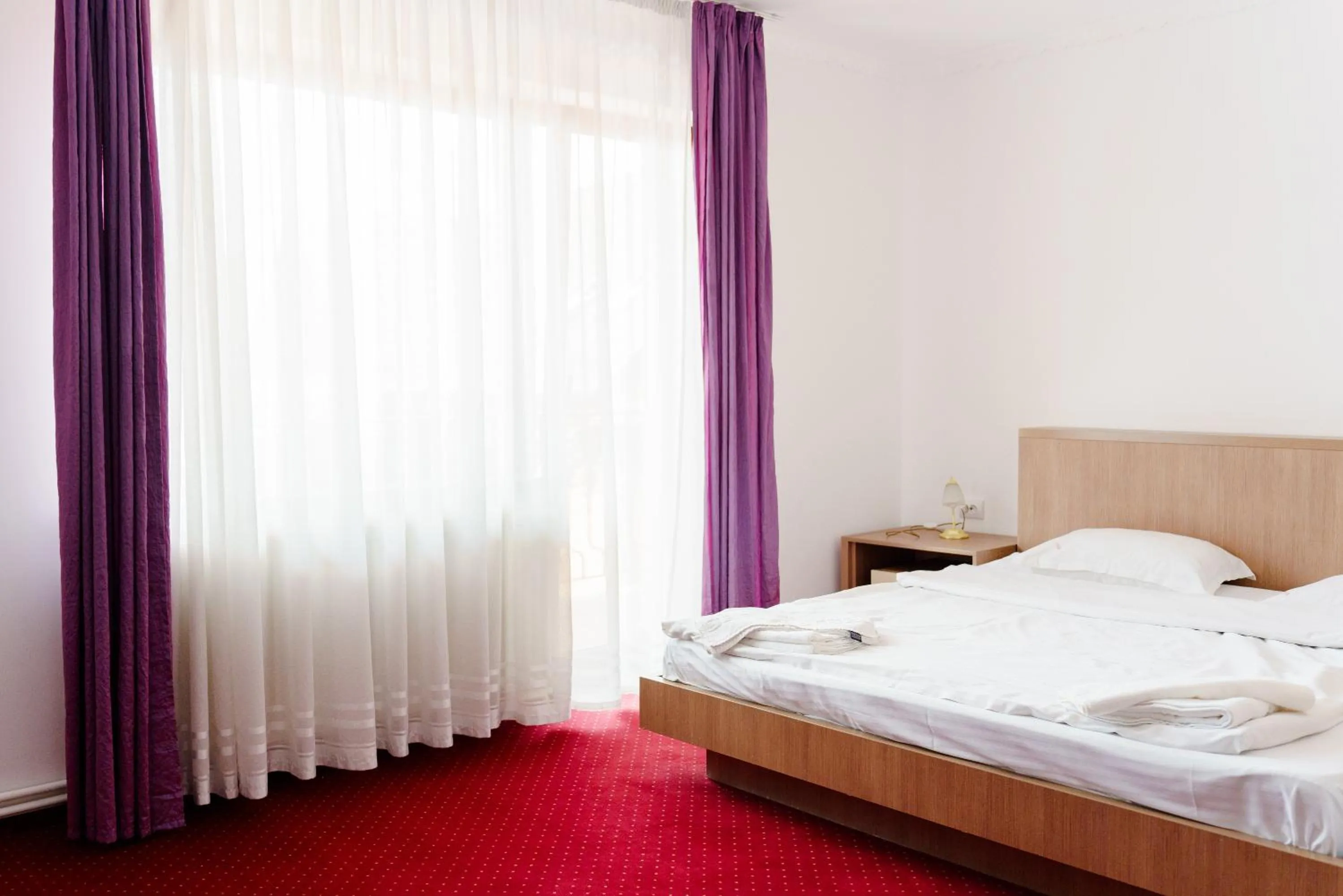 Bed in Complex Turistic Max International