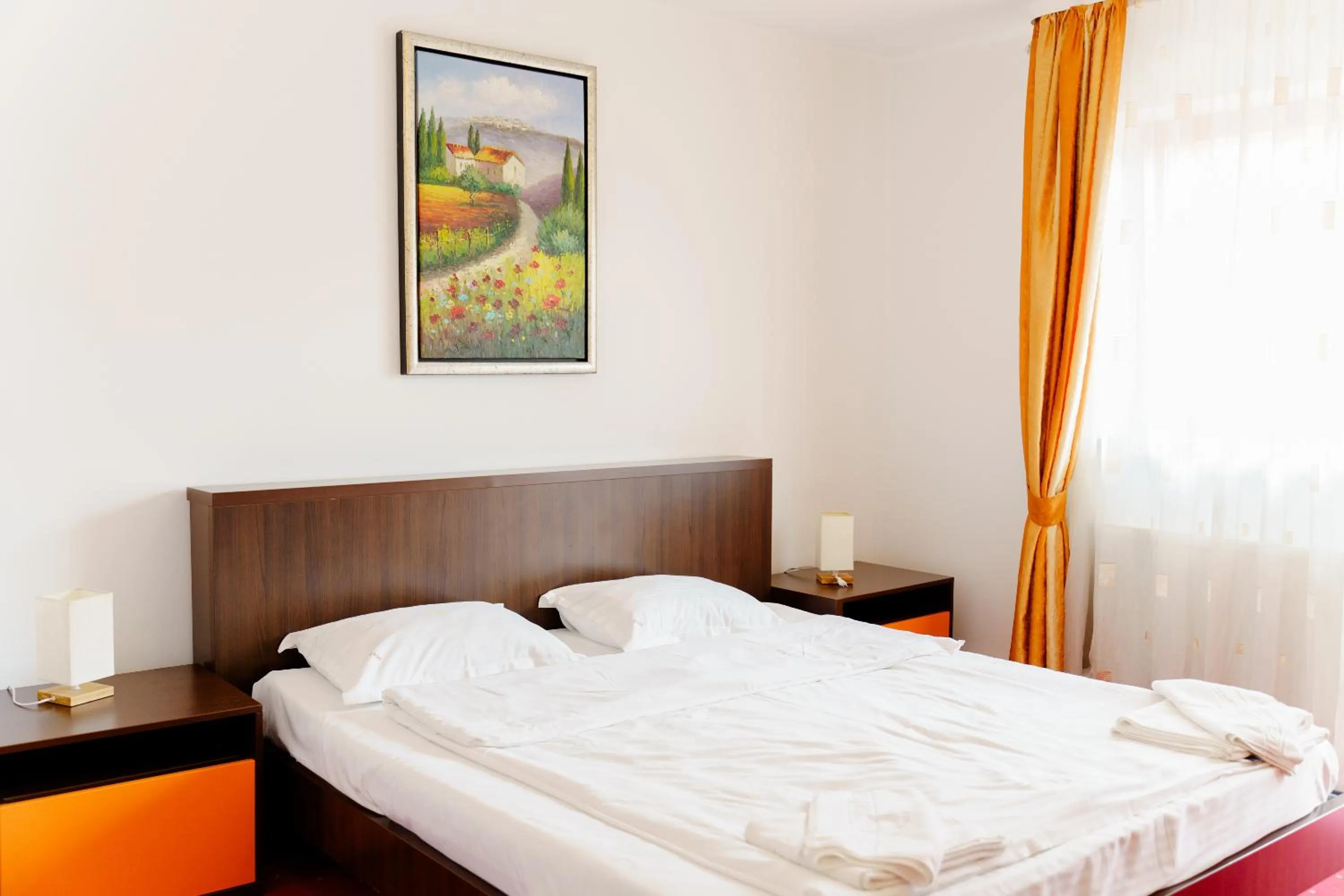 Bed in Complex Turistic Max International