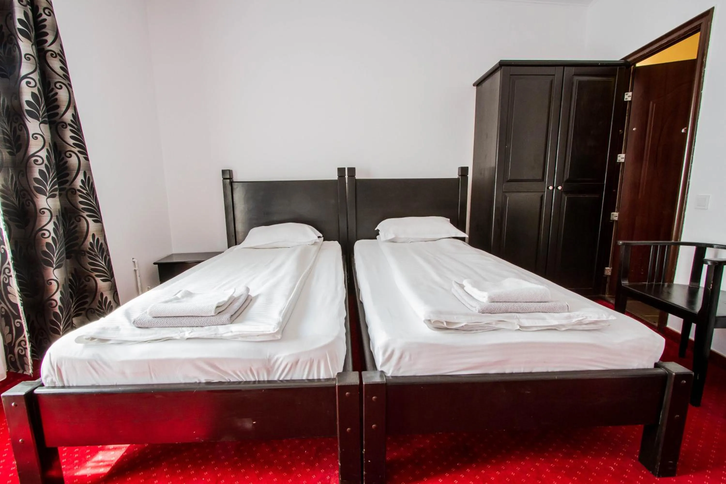 Bed in Complex Turistic Max International