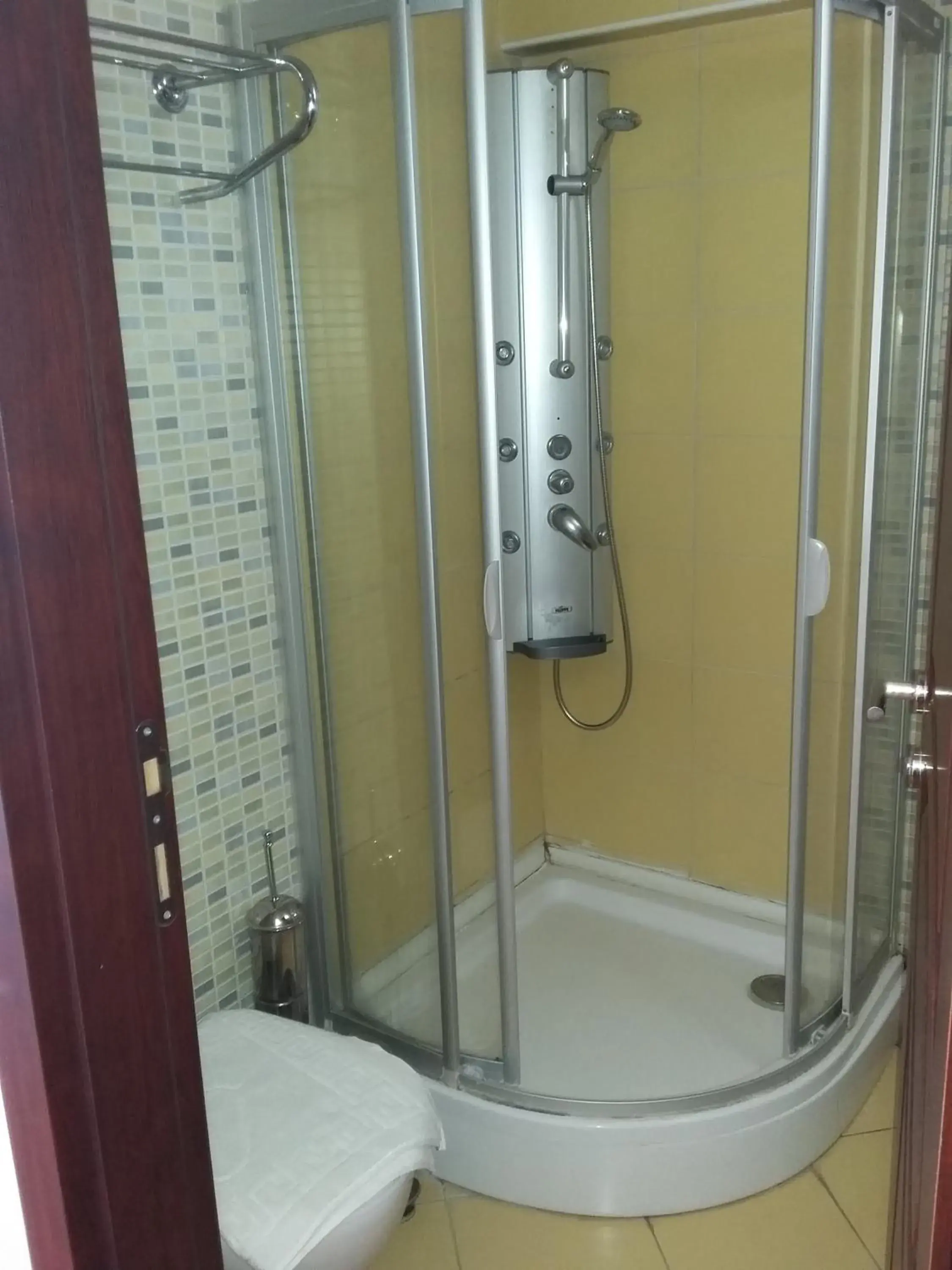 Restaurant/places to eat in CihanTürk Hotel Restaurant/places to eat in CihanTürk Hotel