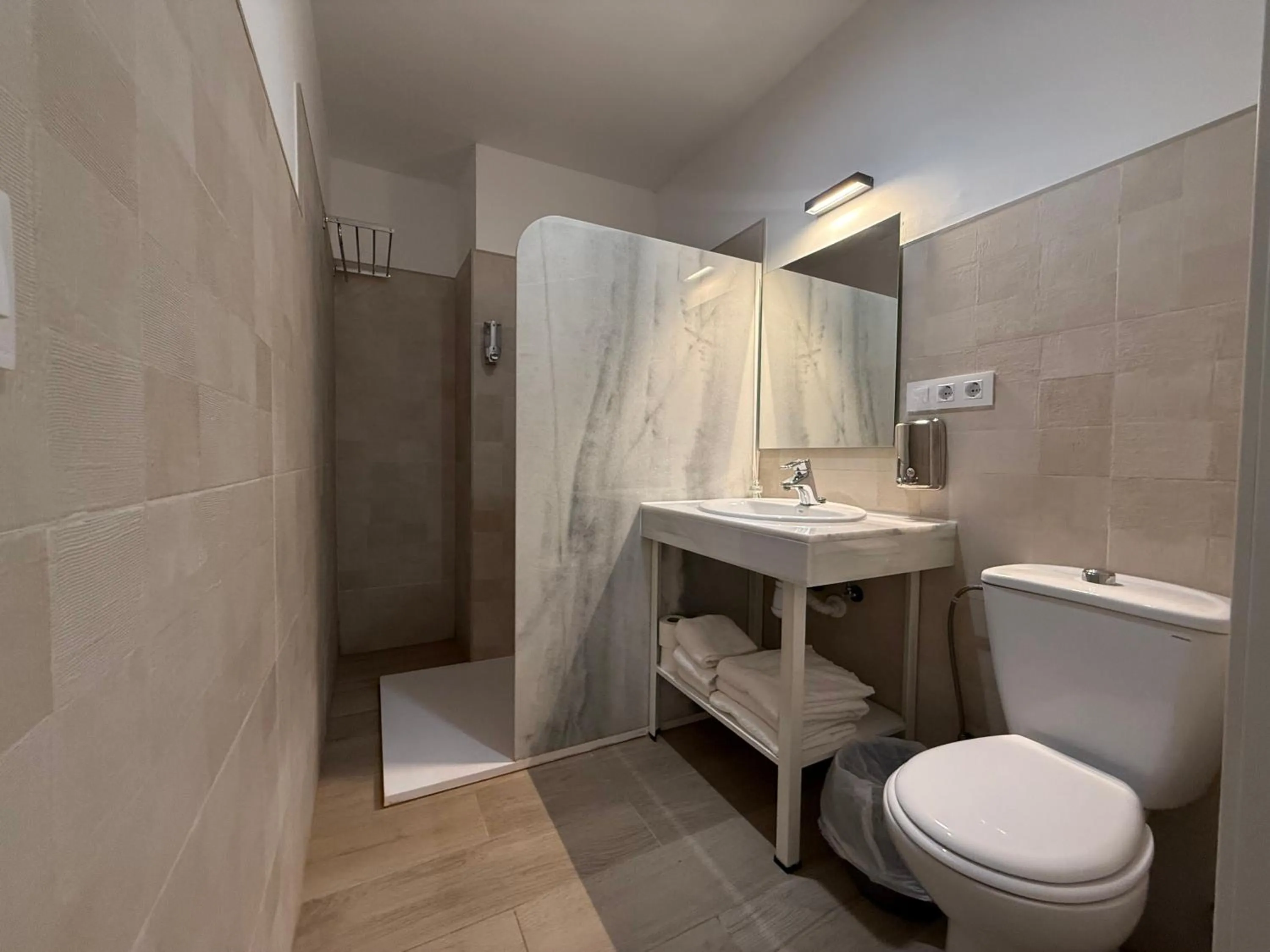 Bathroom in Hotel Quitagolpe