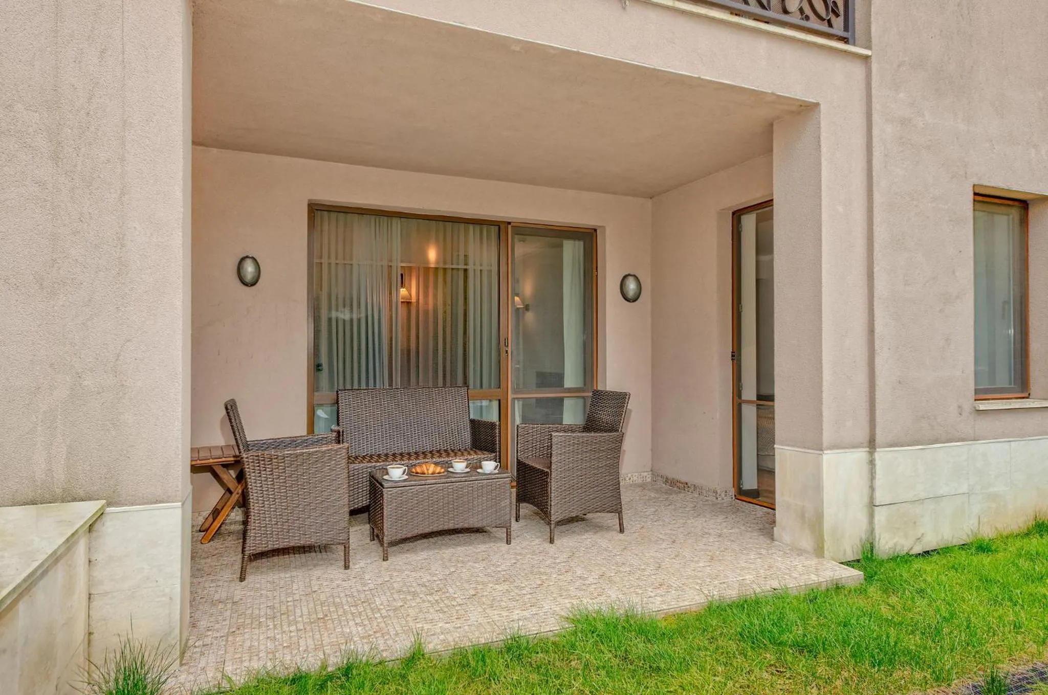 Patio in Royal Beach Apartments