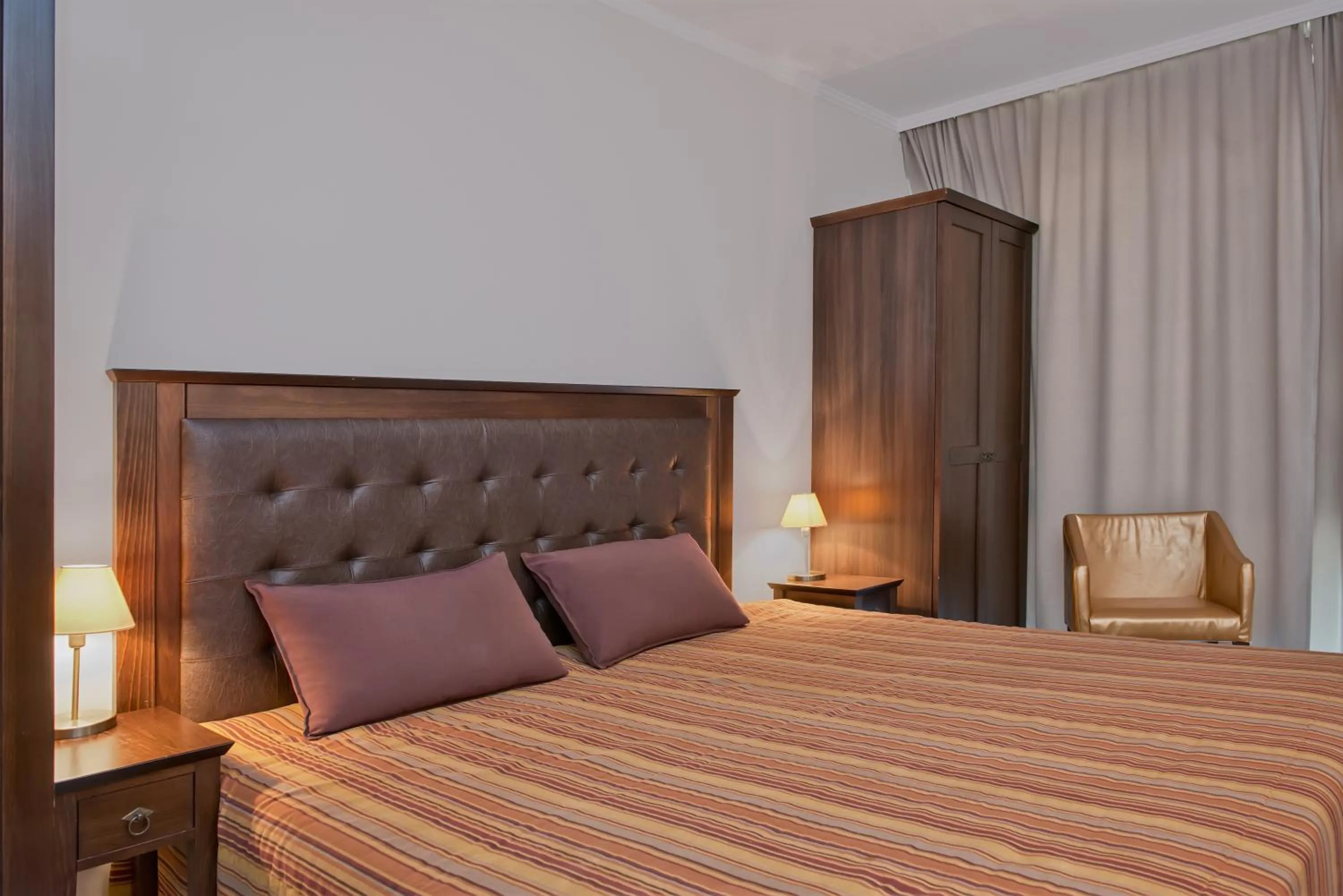 Bedroom, Bed in Royal Beach Apartments