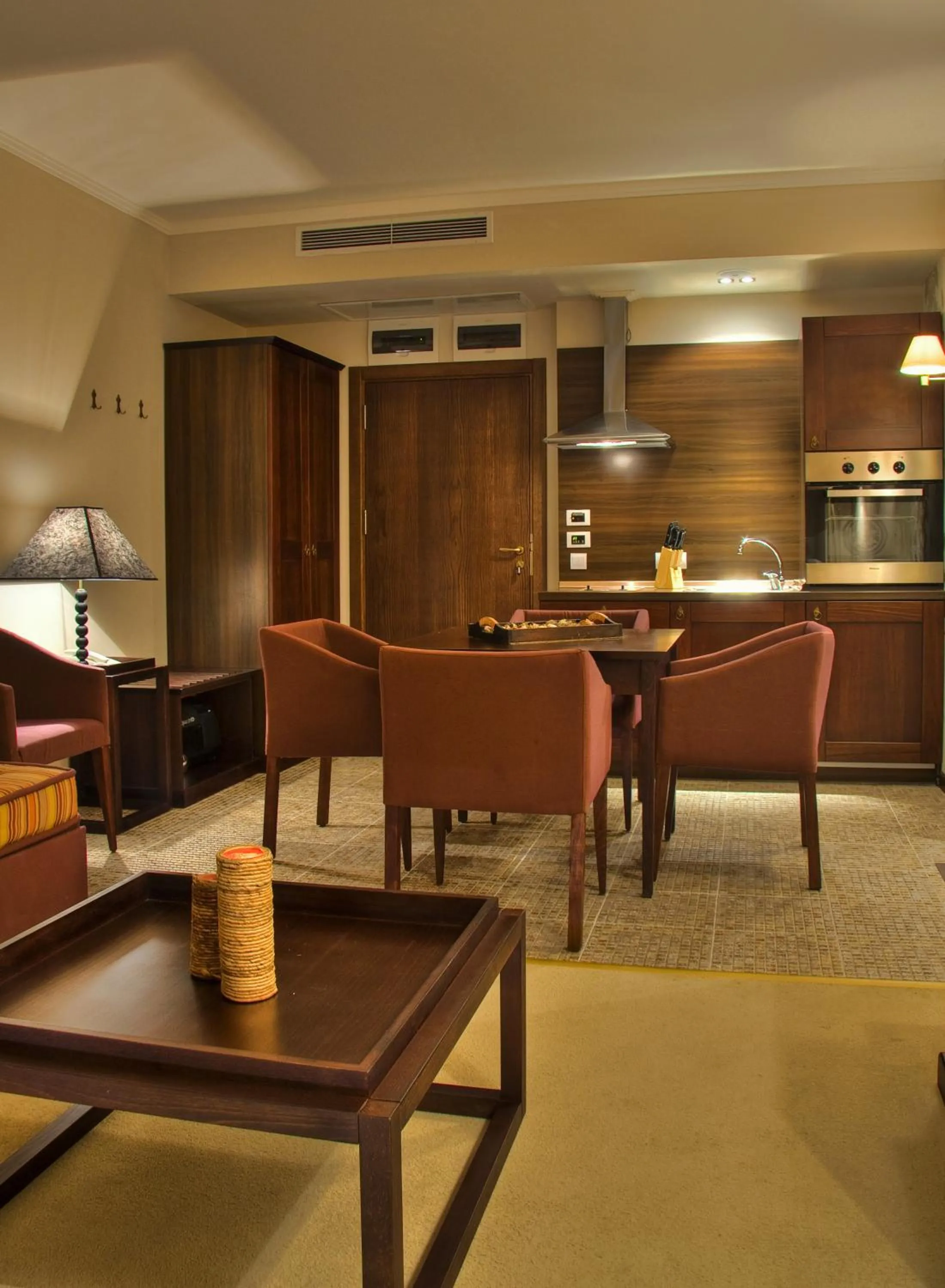 Kitchen or kitchenette in Royal Beach Apartments