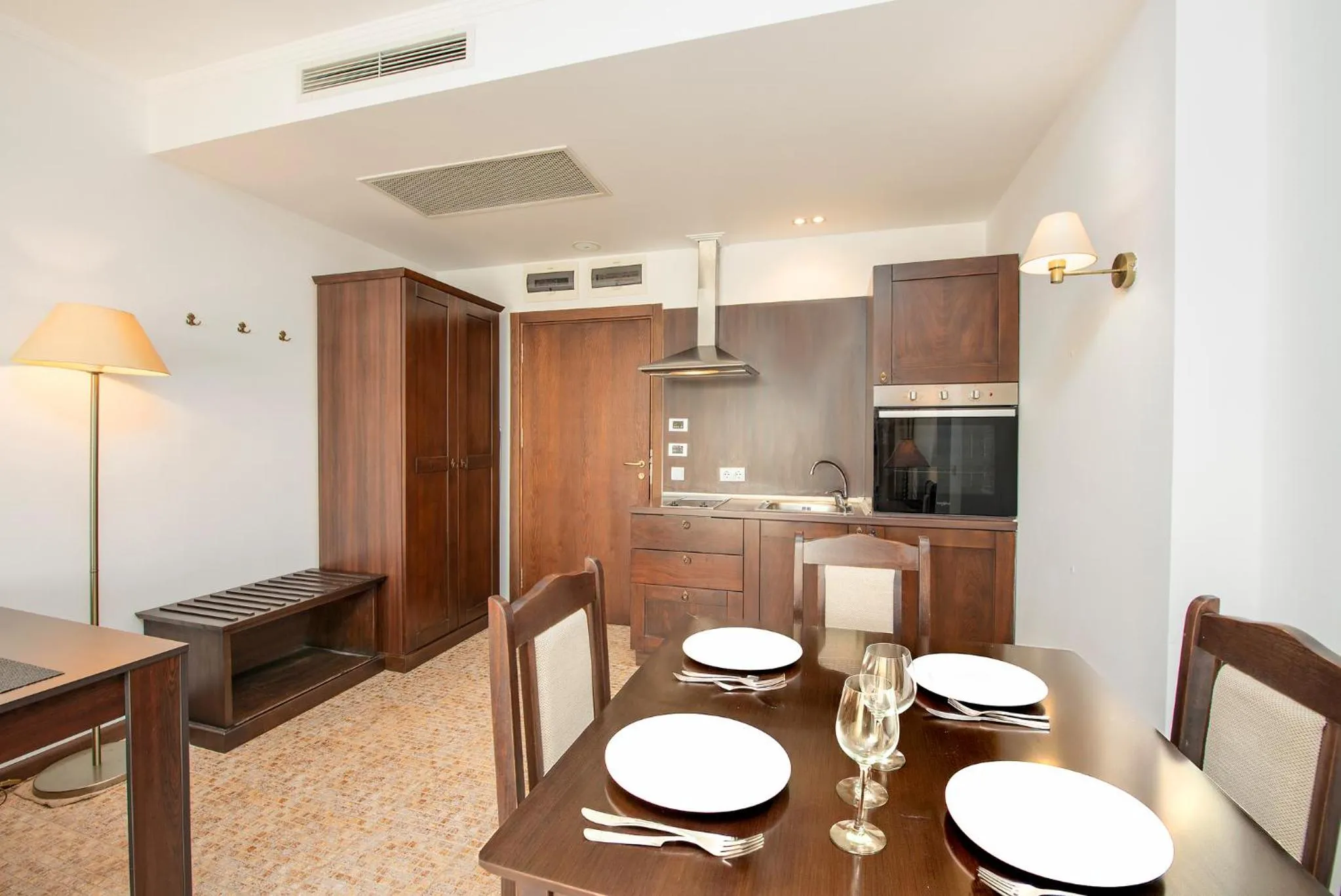 Kitchen or kitchenette in Royal Beach Apartments