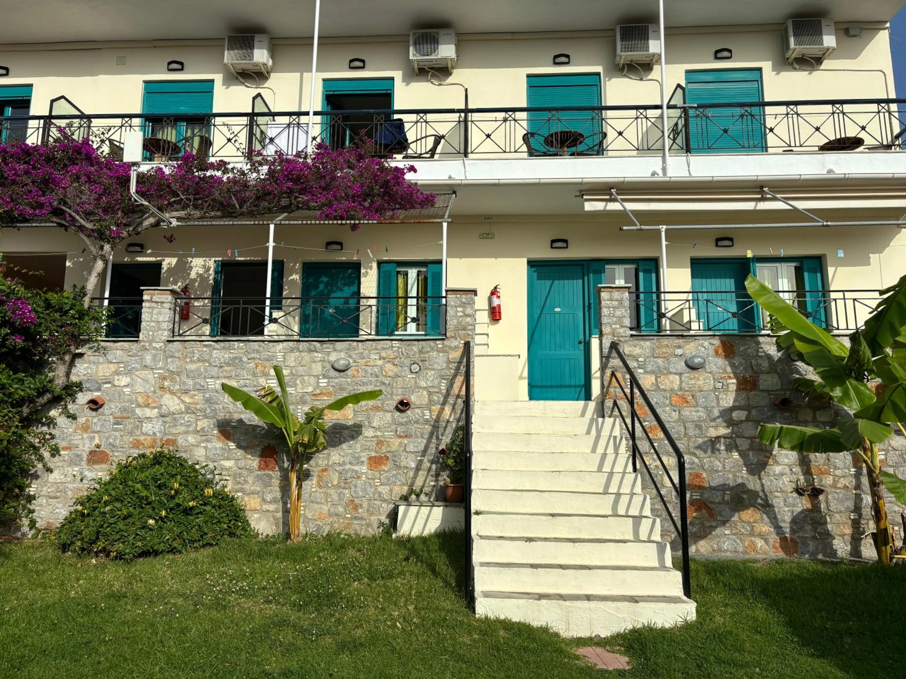 Angeliki Beach Hotel