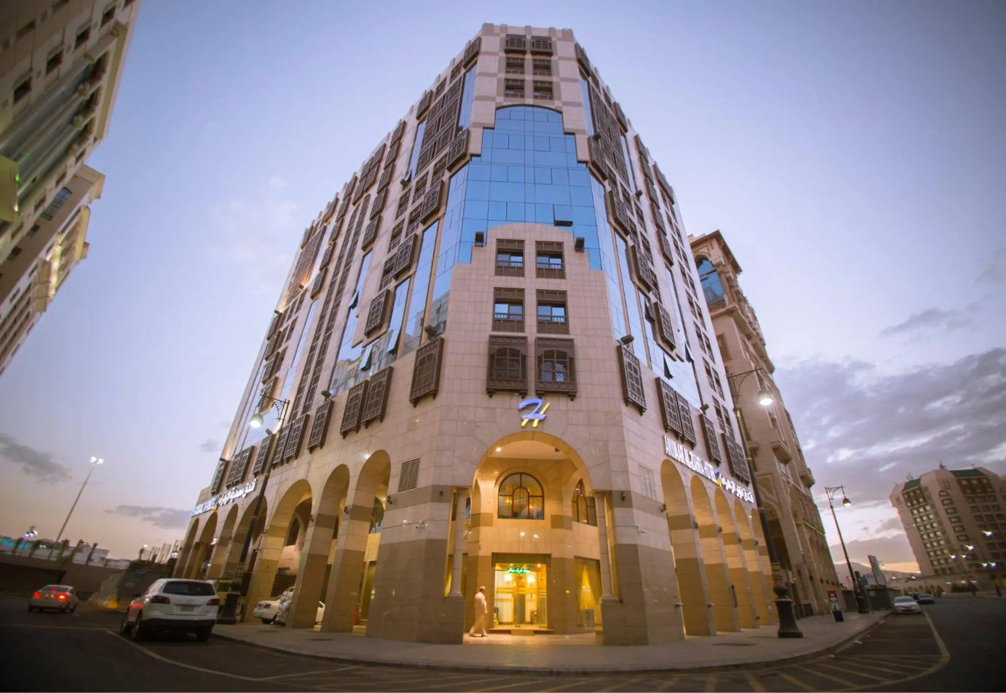 Facade/entrance in Anwar Al Zahraa Hotel