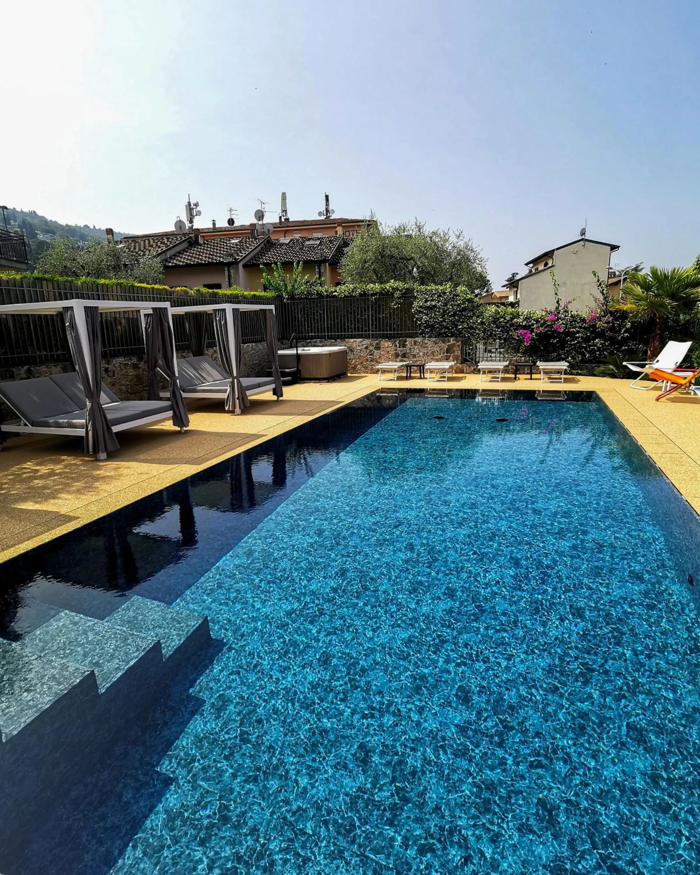 Casa Orchidea Apartments