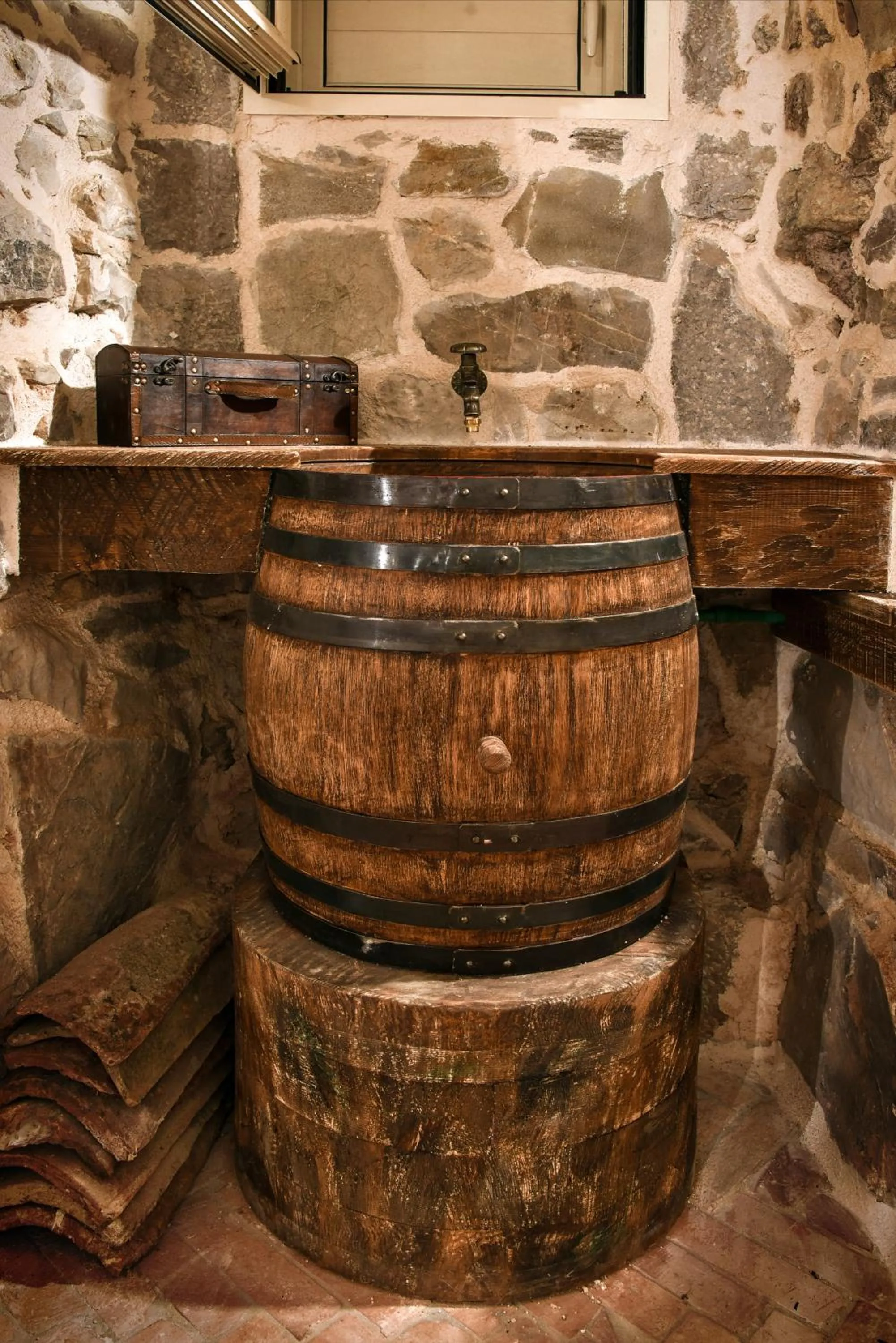 Decorative detail in Villa Dub