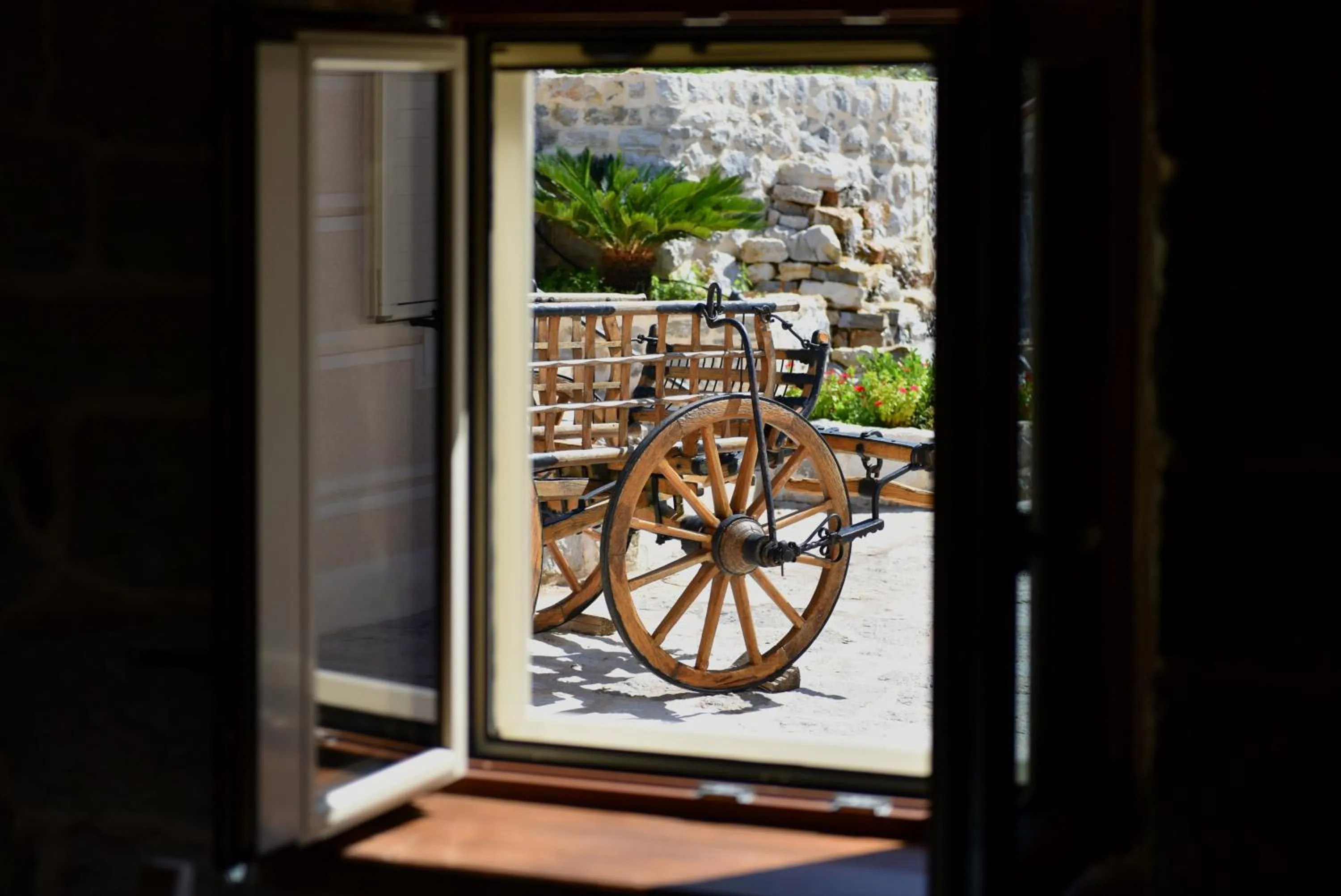 Decorative detail in Villa Dub