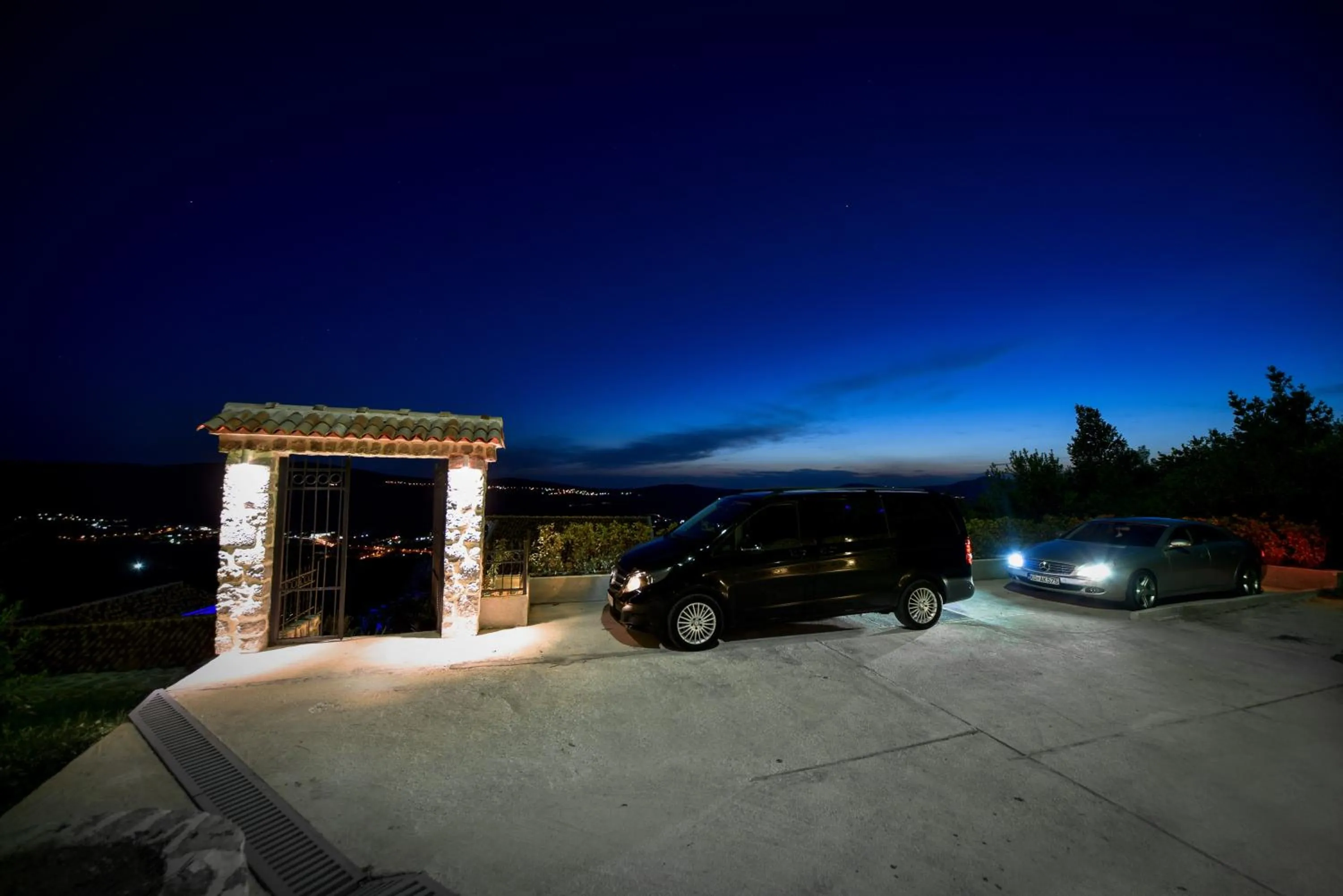 Facade/entrance in Villa Dub