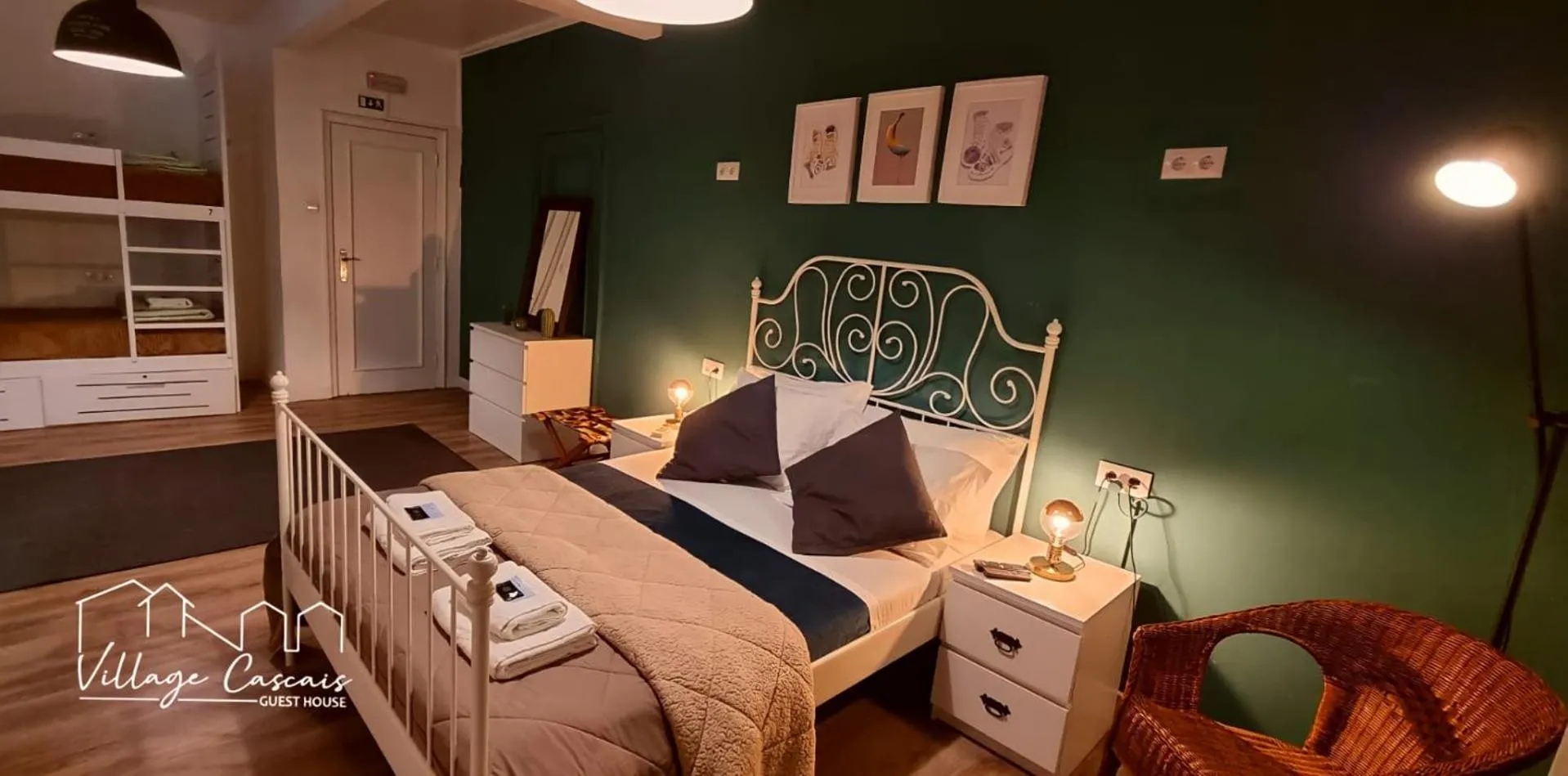 Bed in Village Cascais Guest House