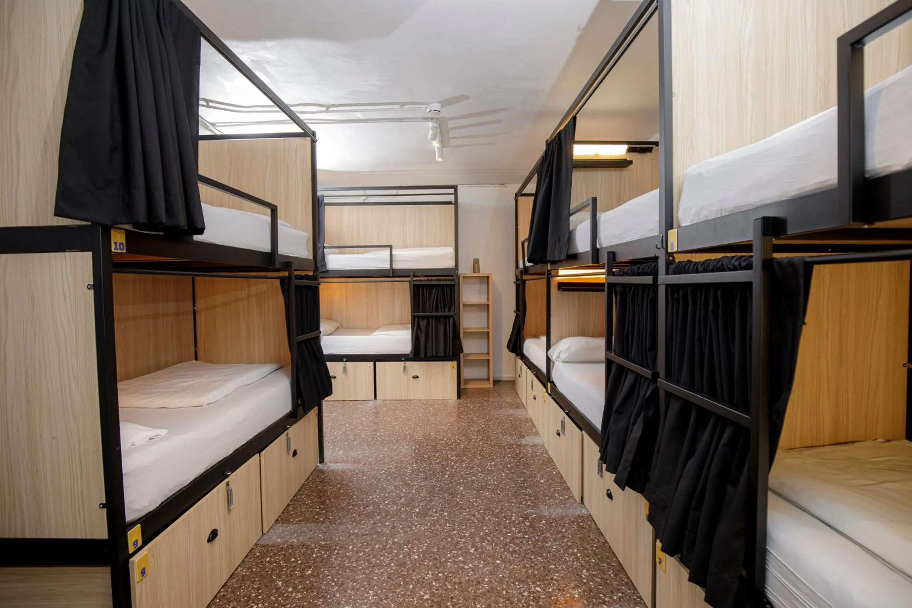 Bed in Onefam Les Corts