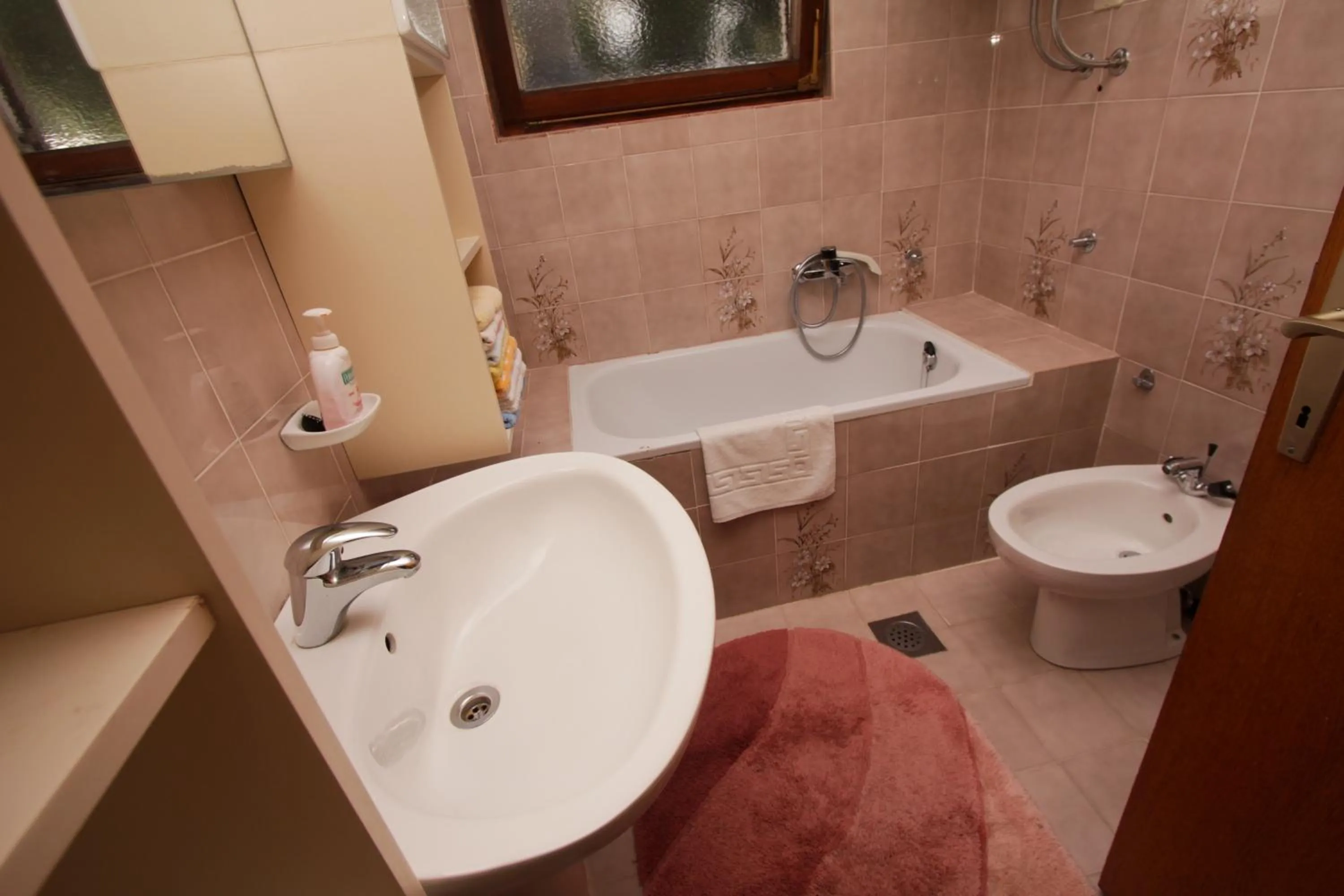 Shower in Apartments Simac
