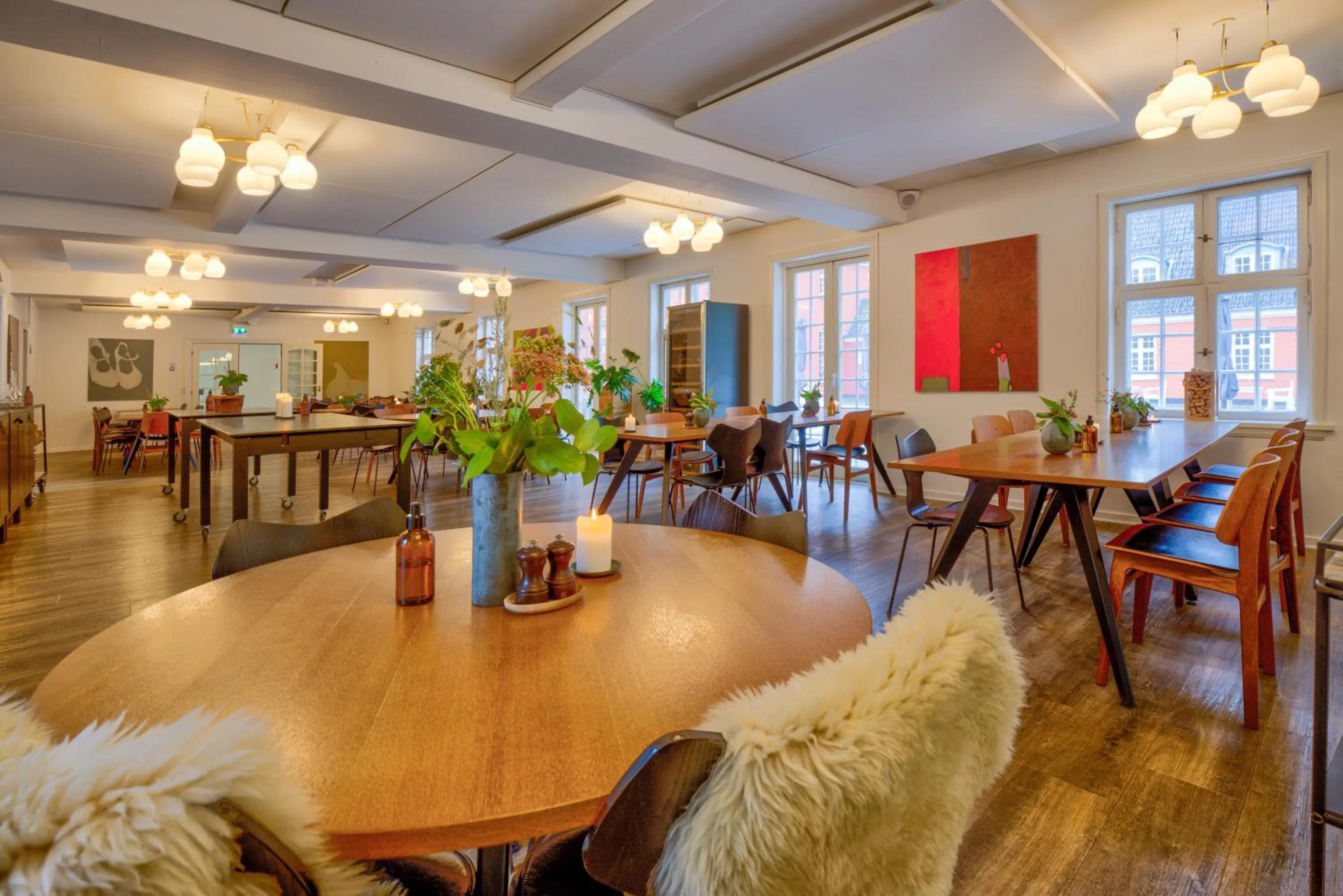 Restaurant/places to eat in Skarrildhus Sinatur Hotel & Konference