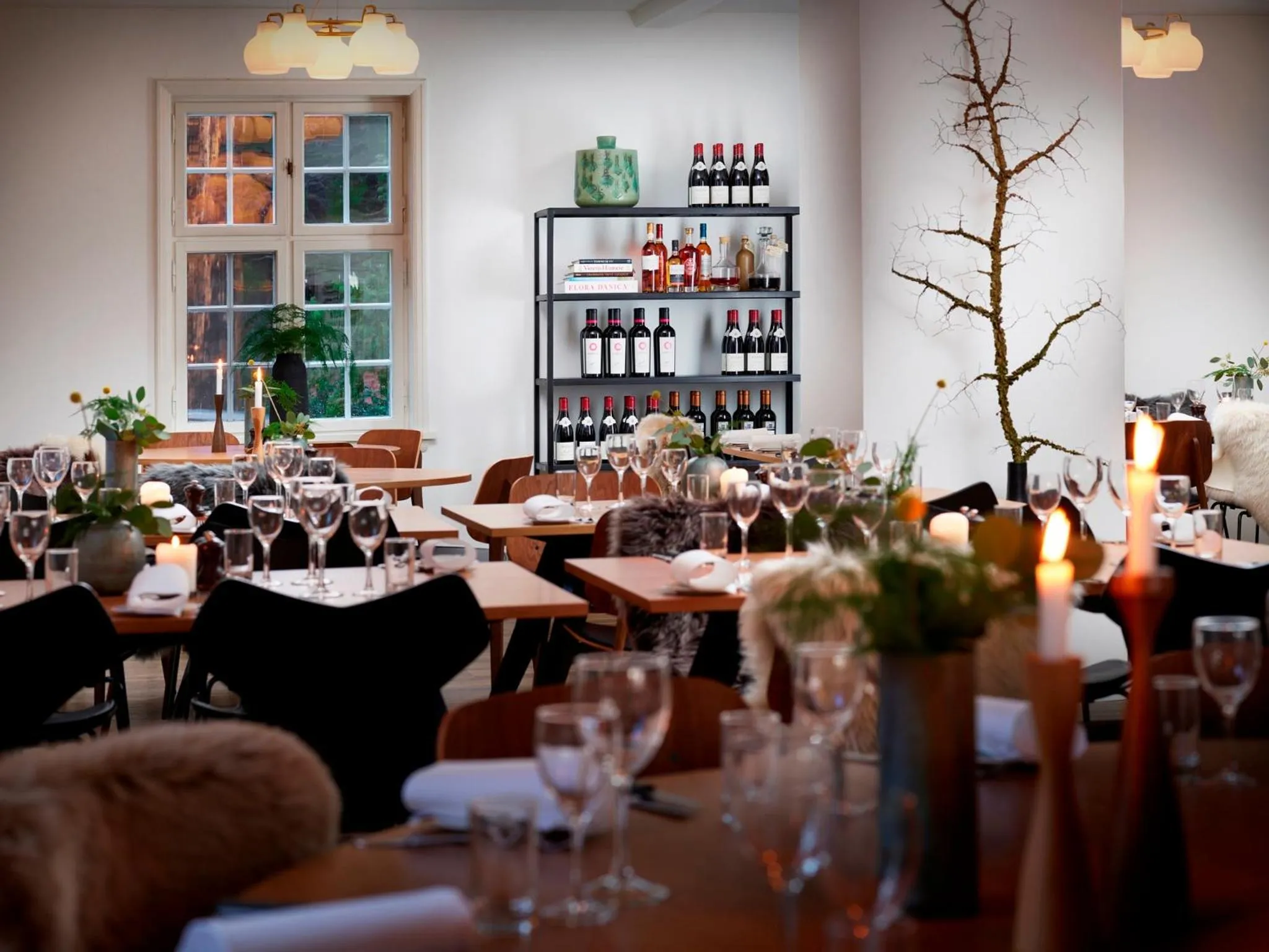 Restaurant/places to eat in Skarrildhus Sinatur Hotel & Konference