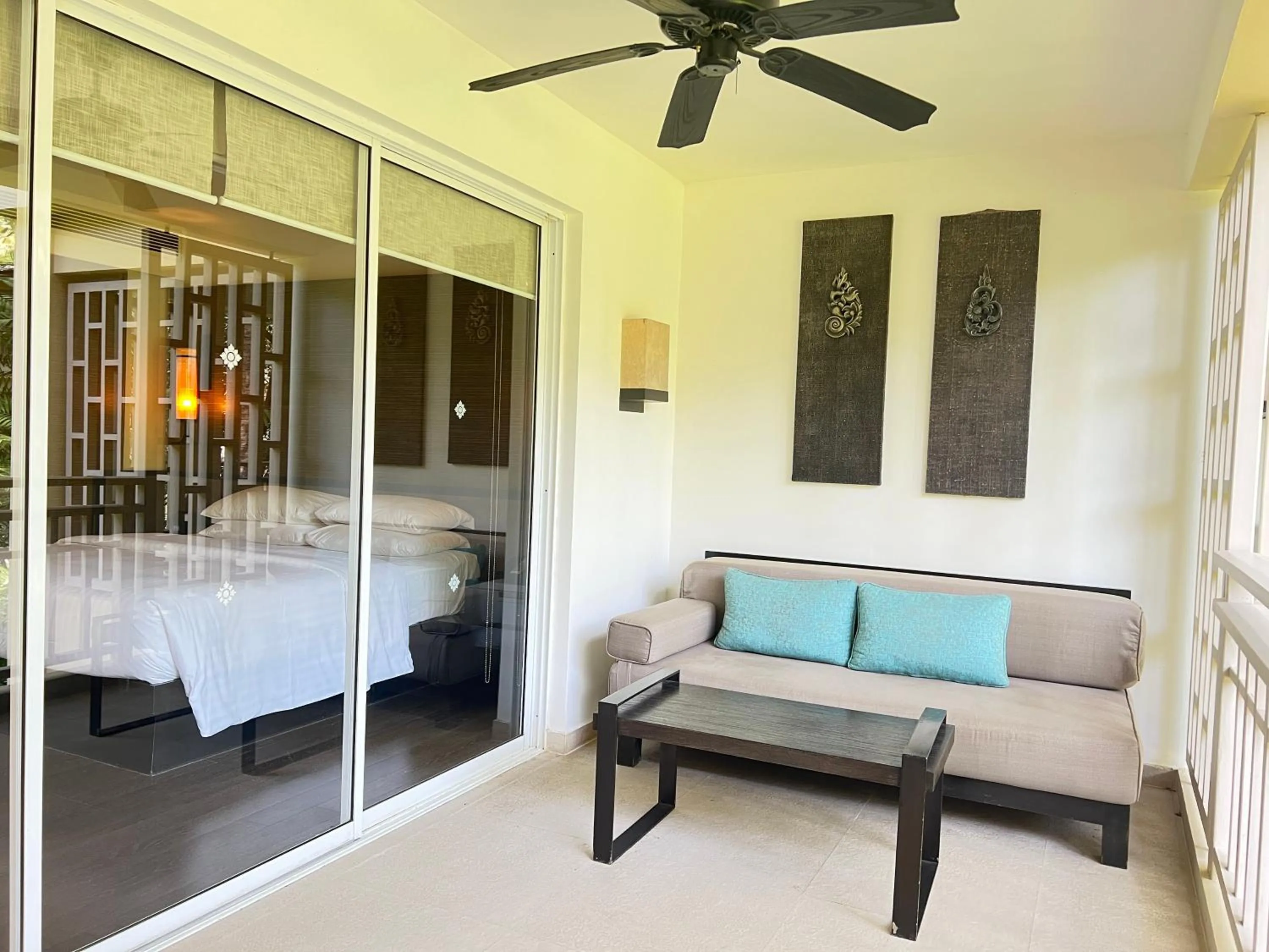 Balcony/Terrace, Bed in Hyatt Regency Hua Hin