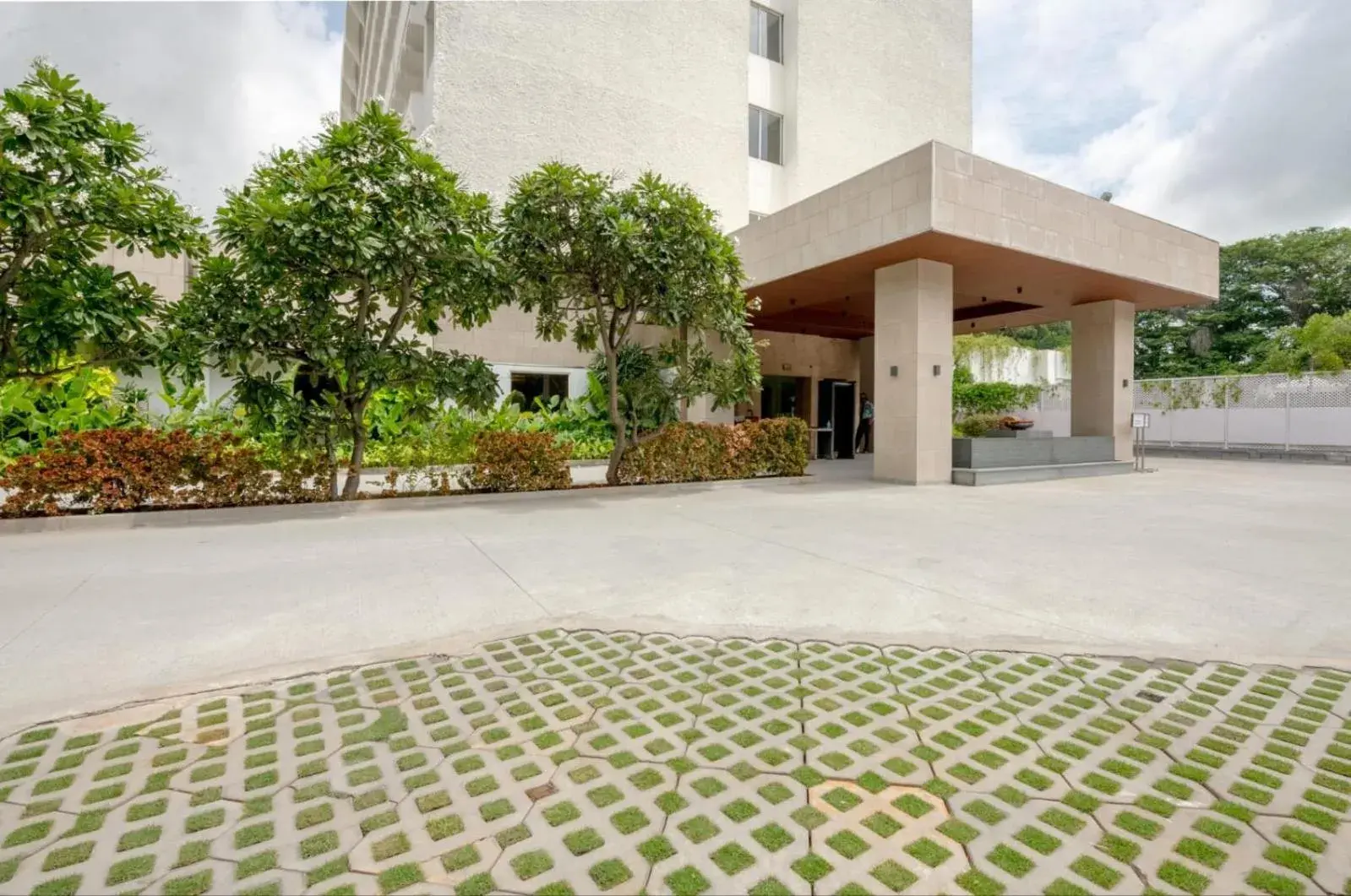 Property building in Southern Star,Mysore Property building in Southern Star,Mysore