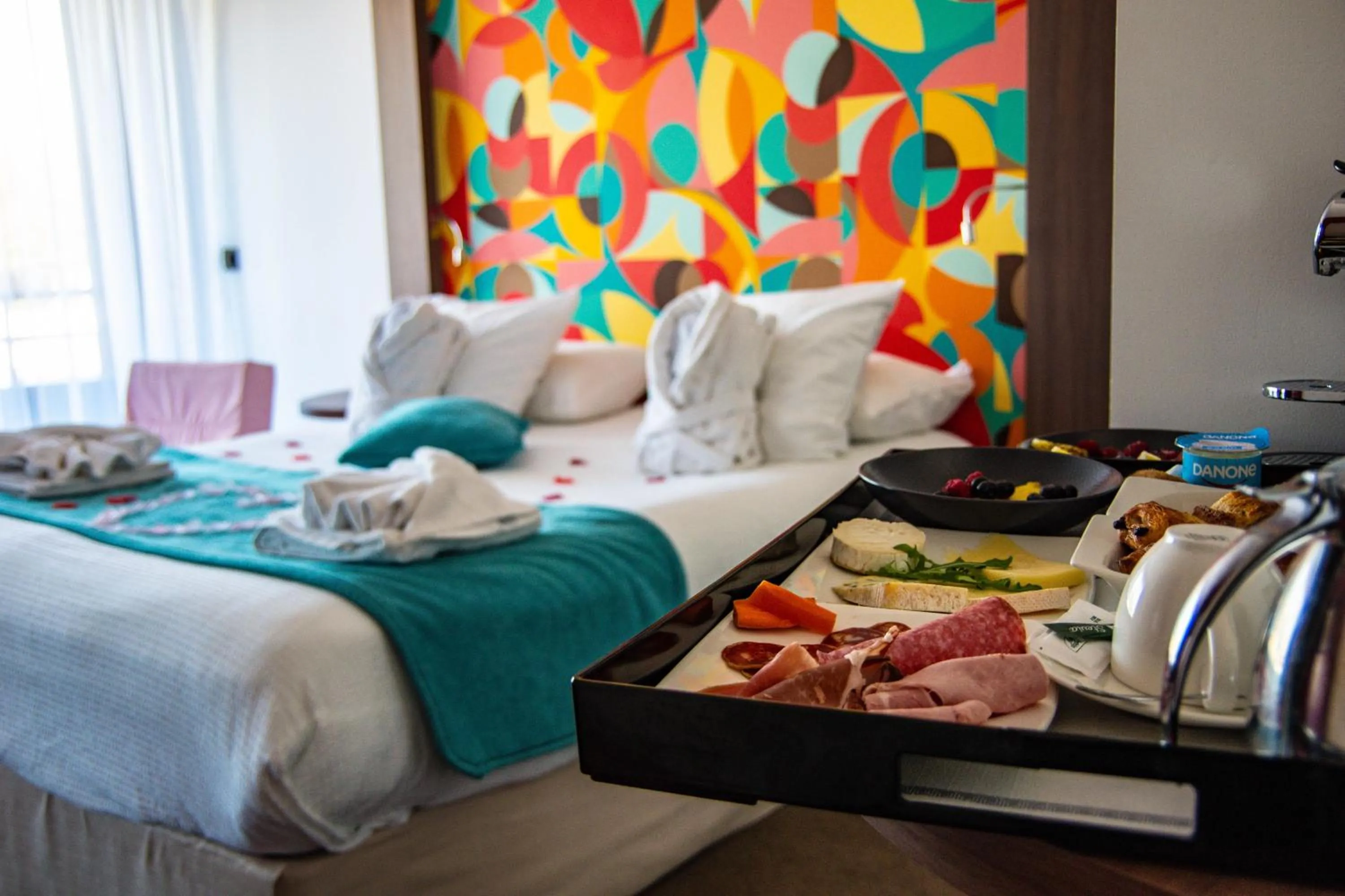 Breakfast, Bed in Oz'Inn Hôtel & Spa