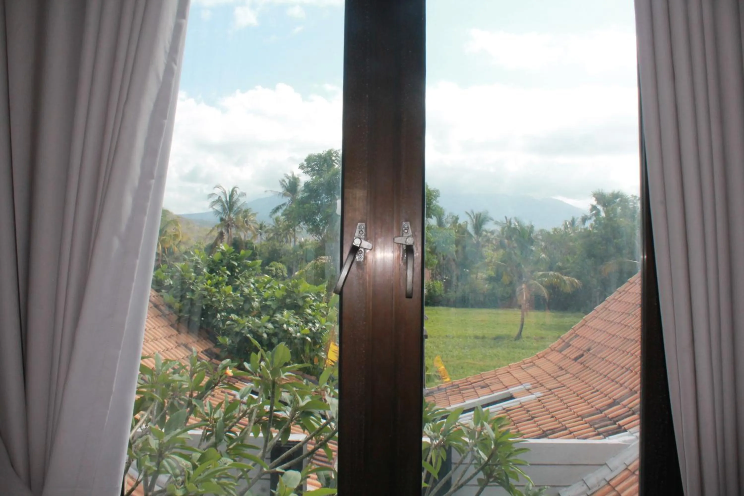 Mountain view in Blue Royal Amed