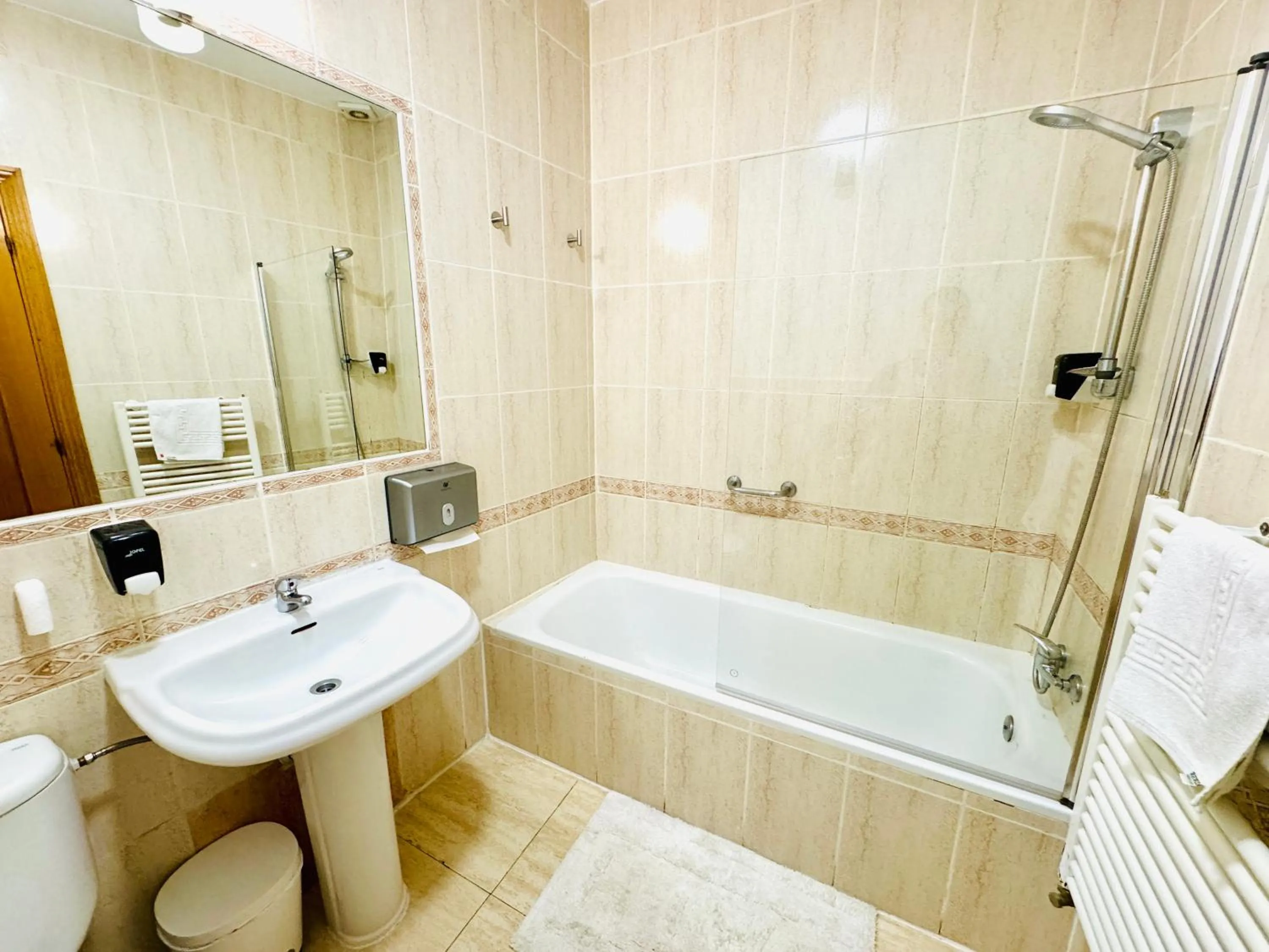 Bathroom in CH Rayuela