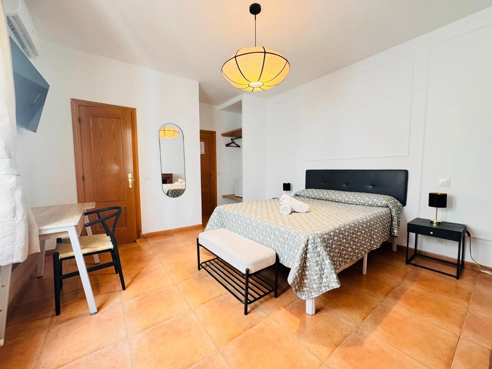 Photo of the whole room, Bed in CH Rayuela