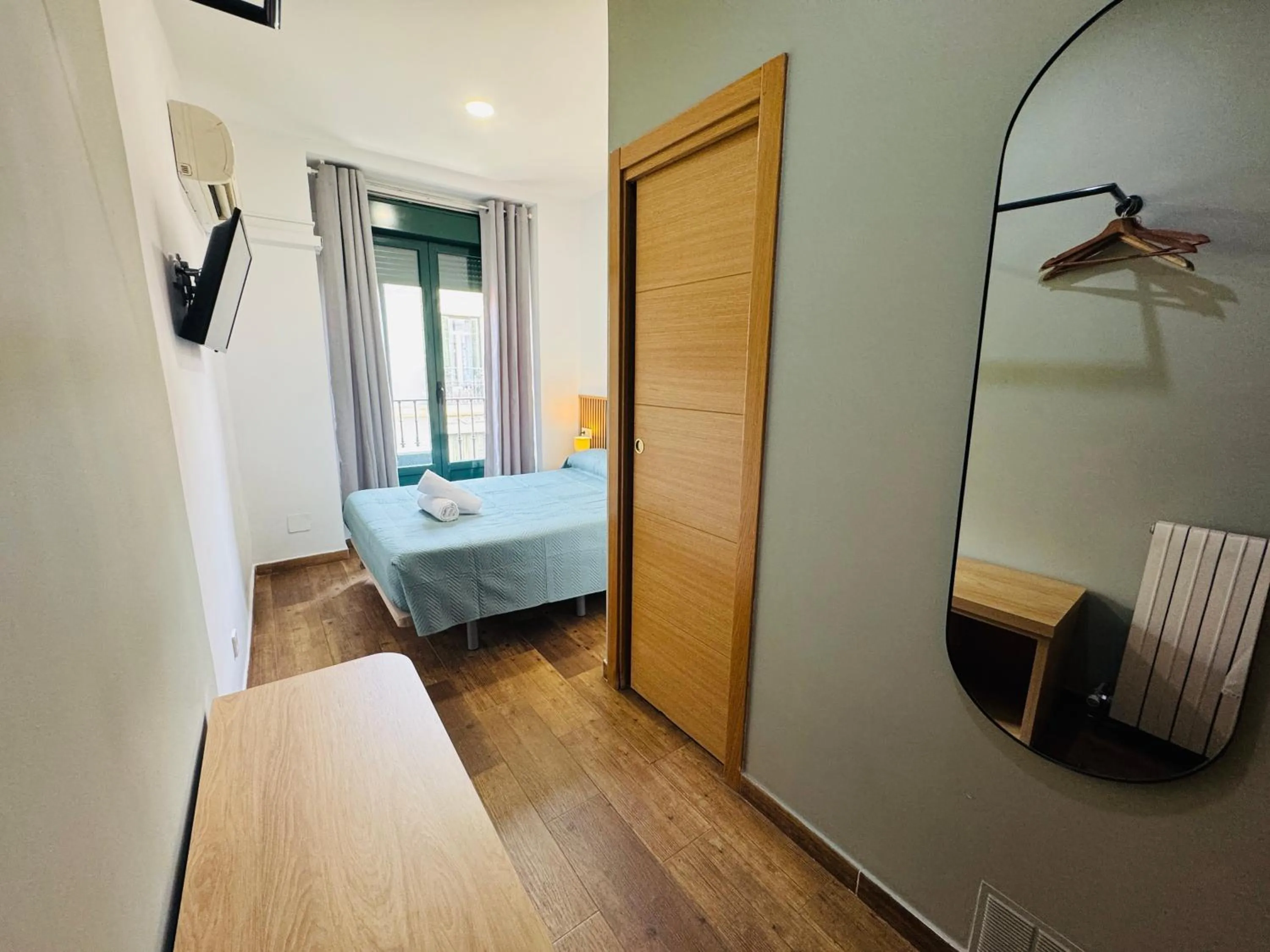 Photo of the whole room, Bed in CH Rayuela