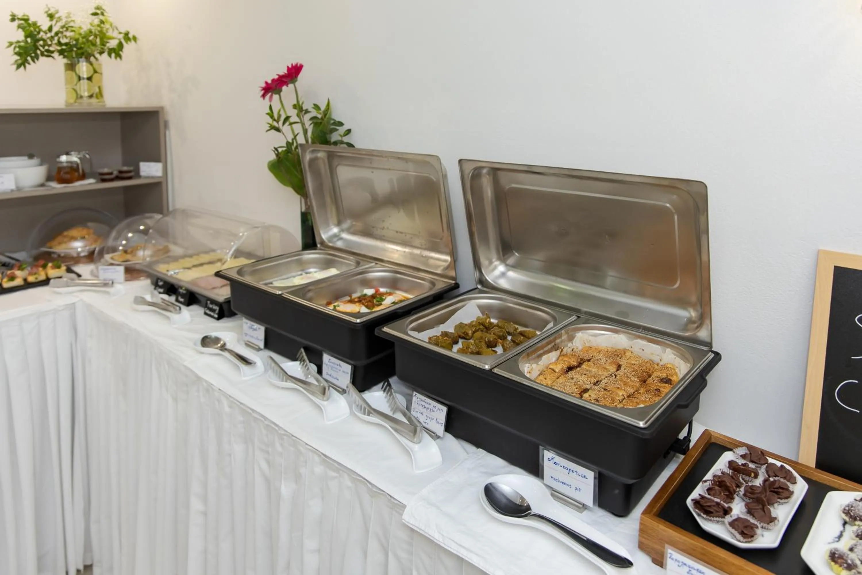 Food in Athina Beach Hotel