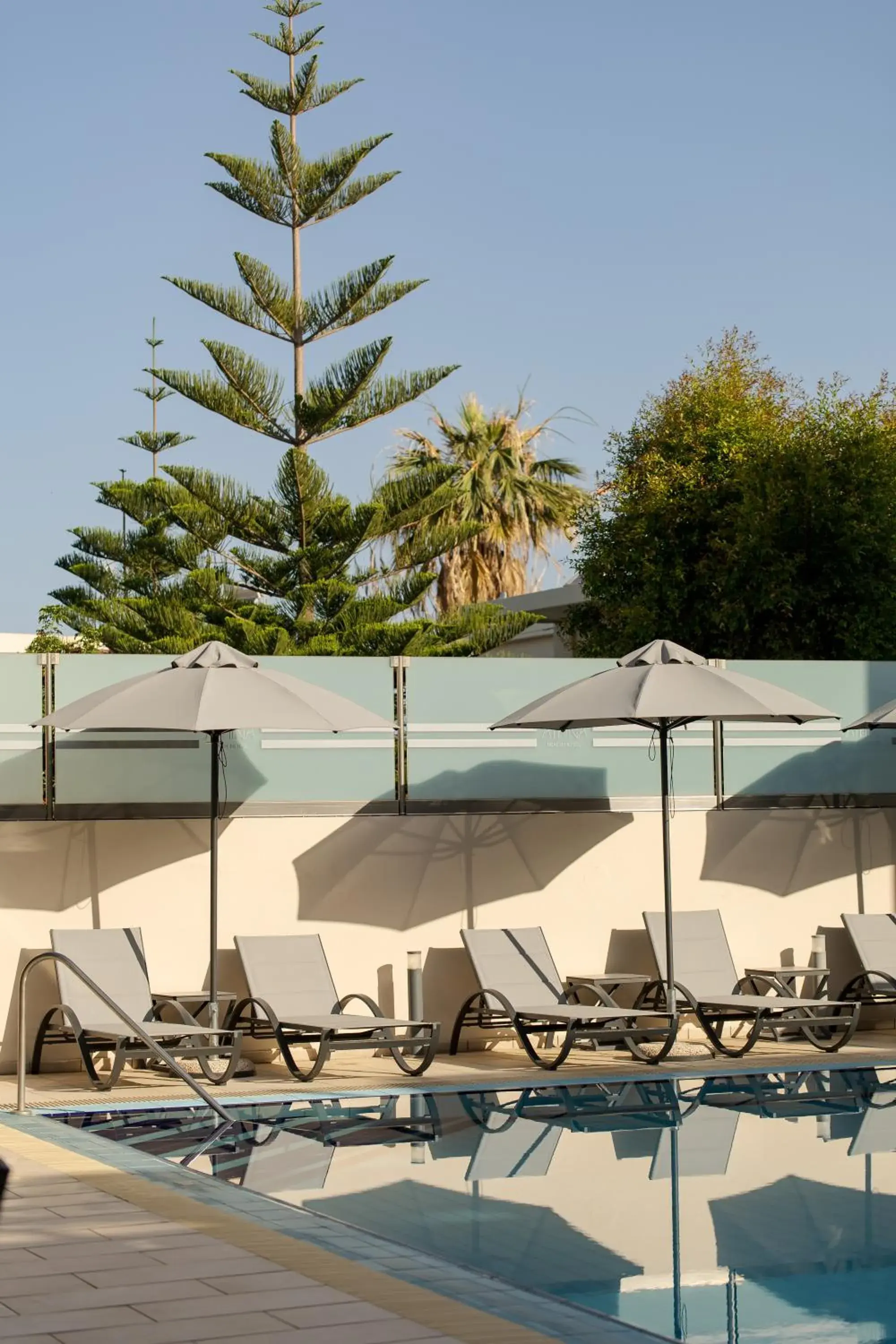 Swimming pool in Athina Beach Hotel Swimming pool in Athina Beach Hotel